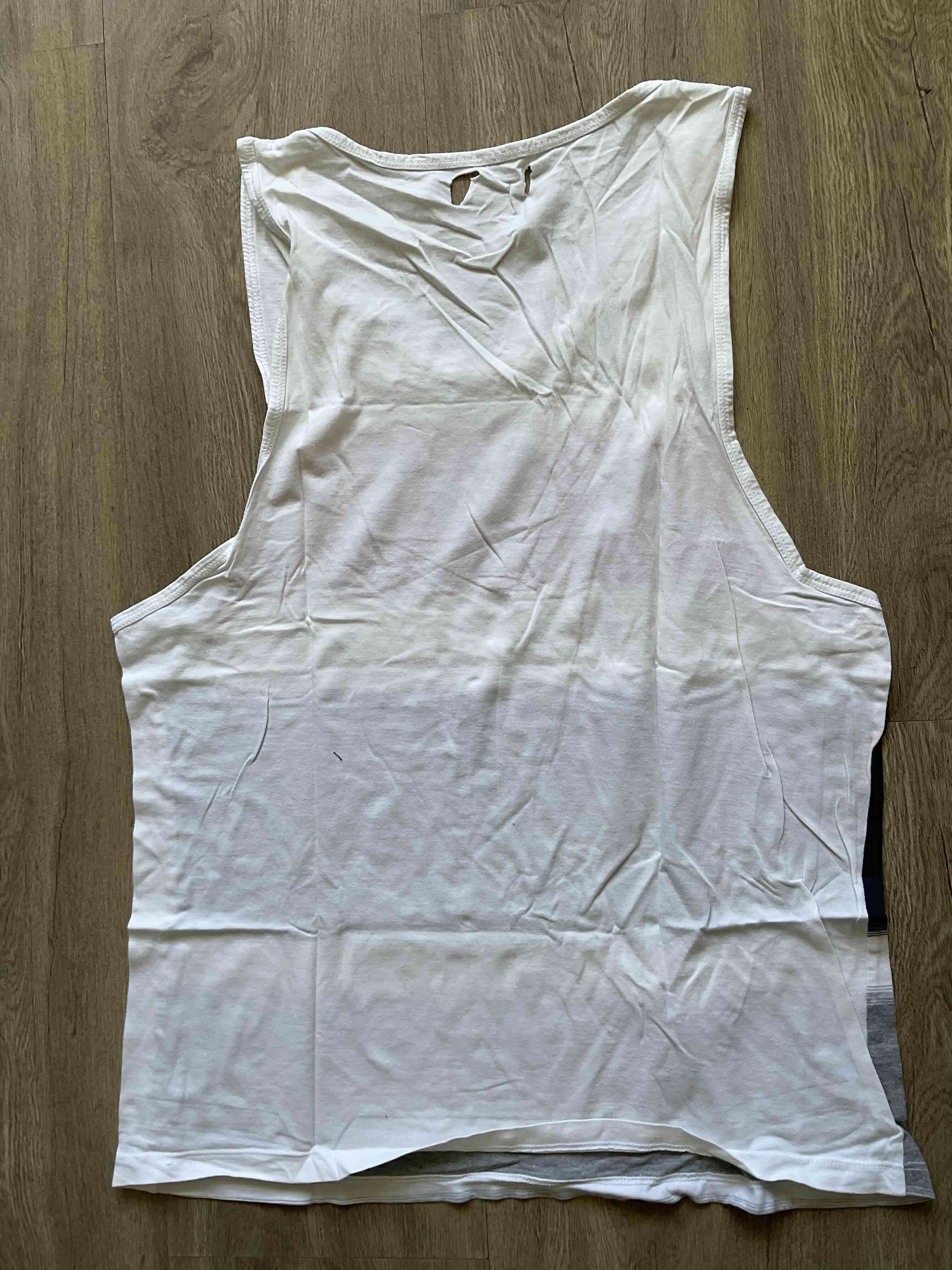 Polera sin mangas rayada - miniatura 2