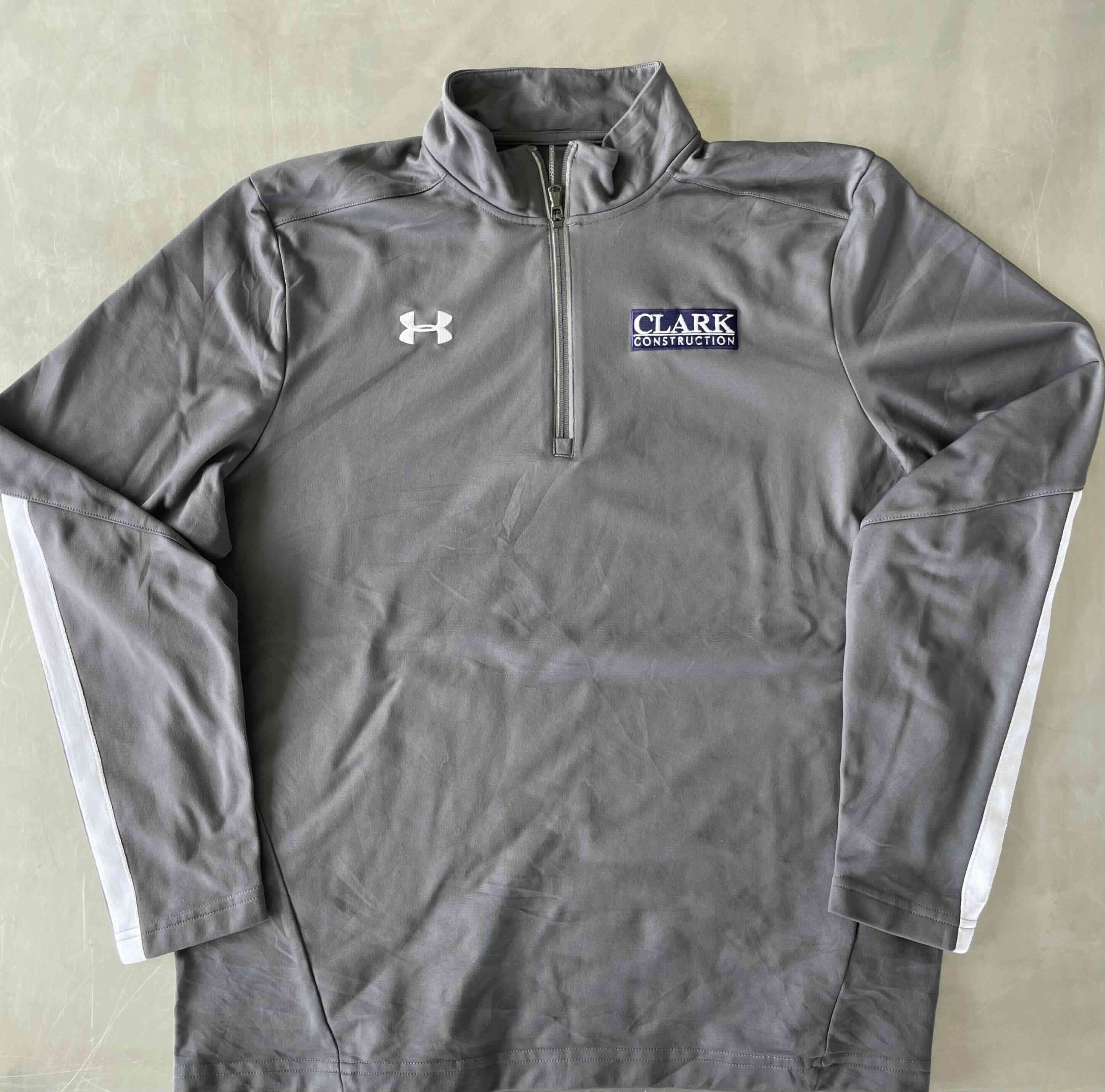 Polerón gris under armour