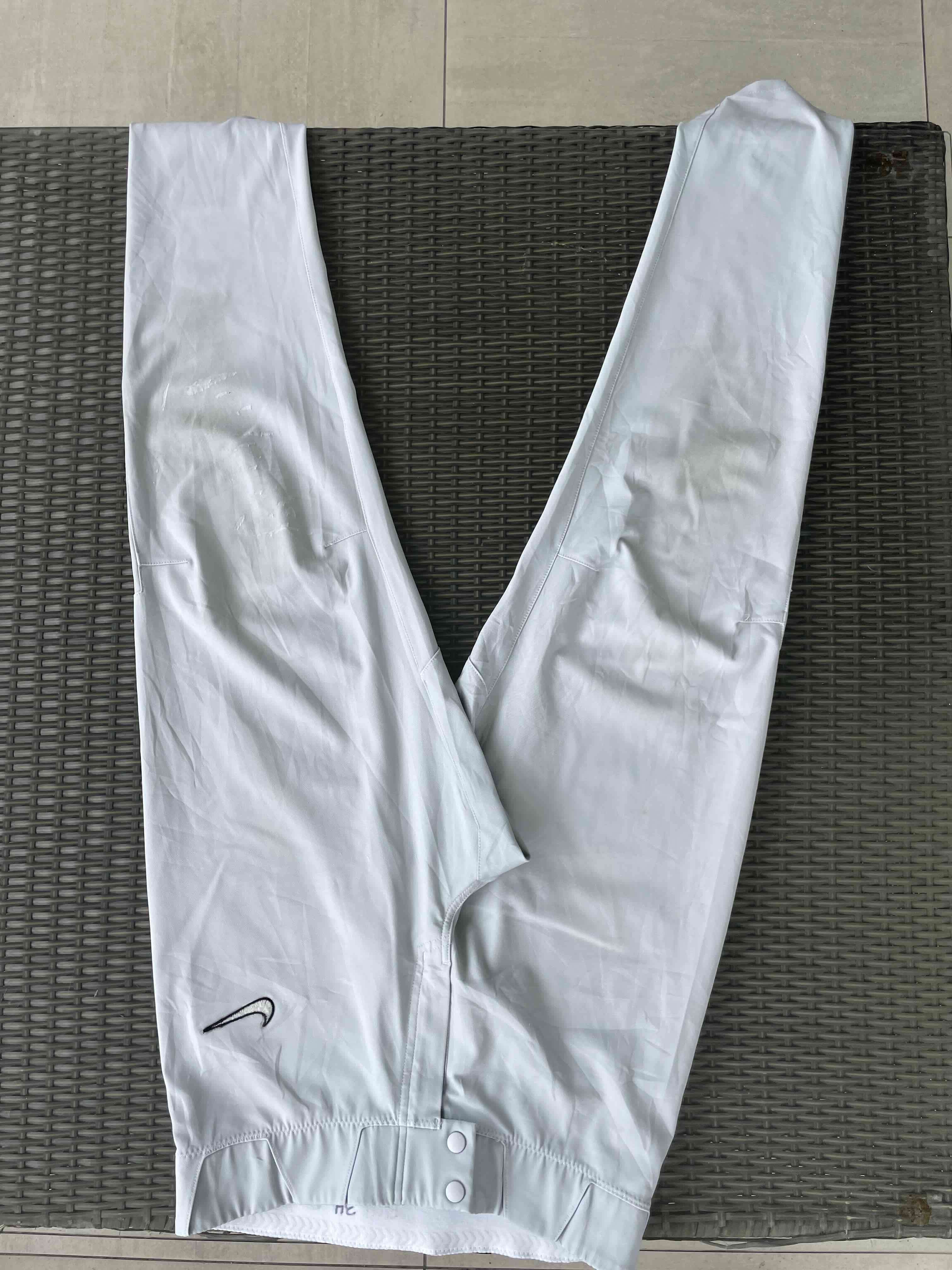 Pantalones deportivos Nike blancos - miniatura 2
