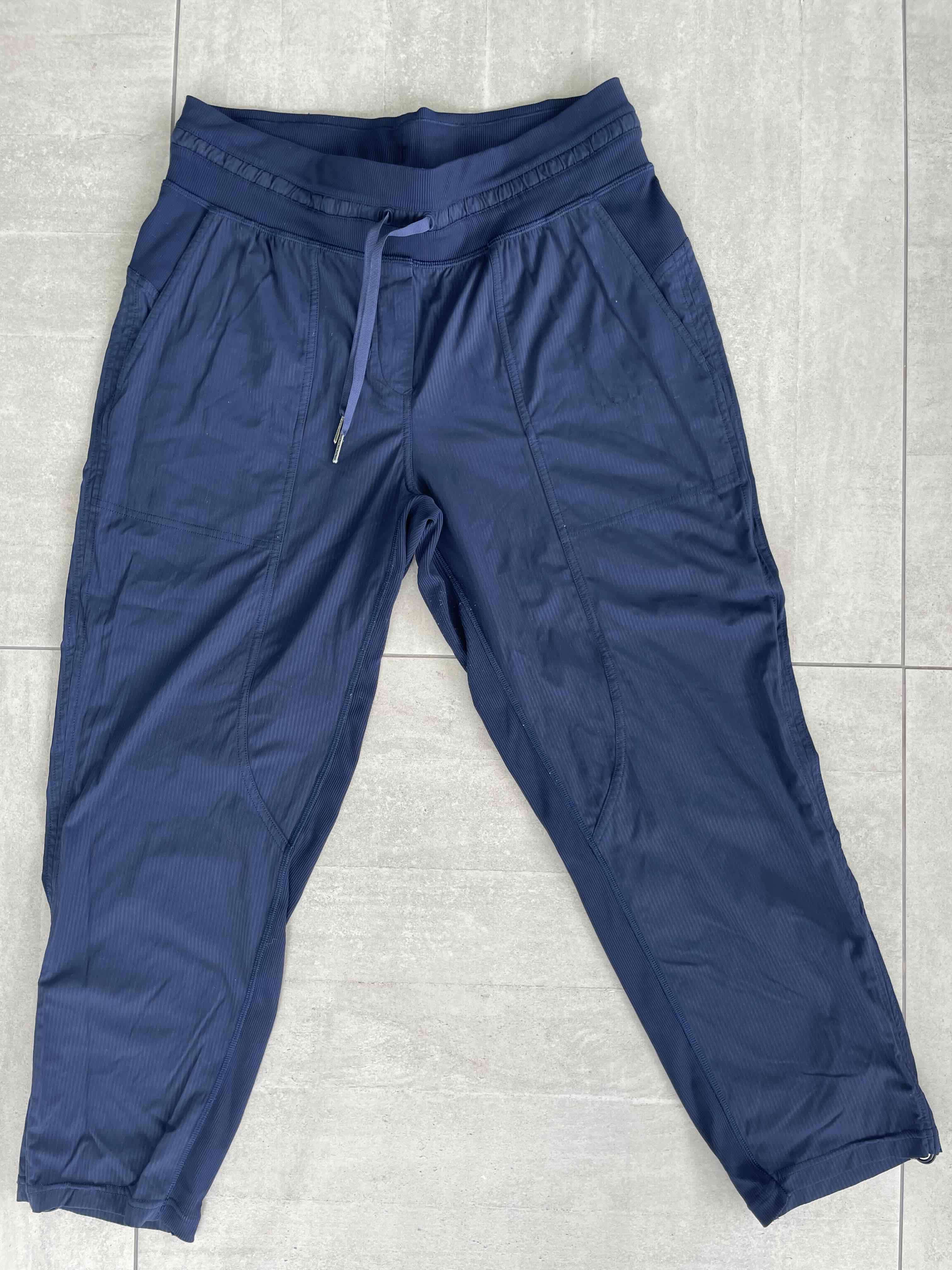 Pantalón deportivo azul lululemon - miniatura 2
