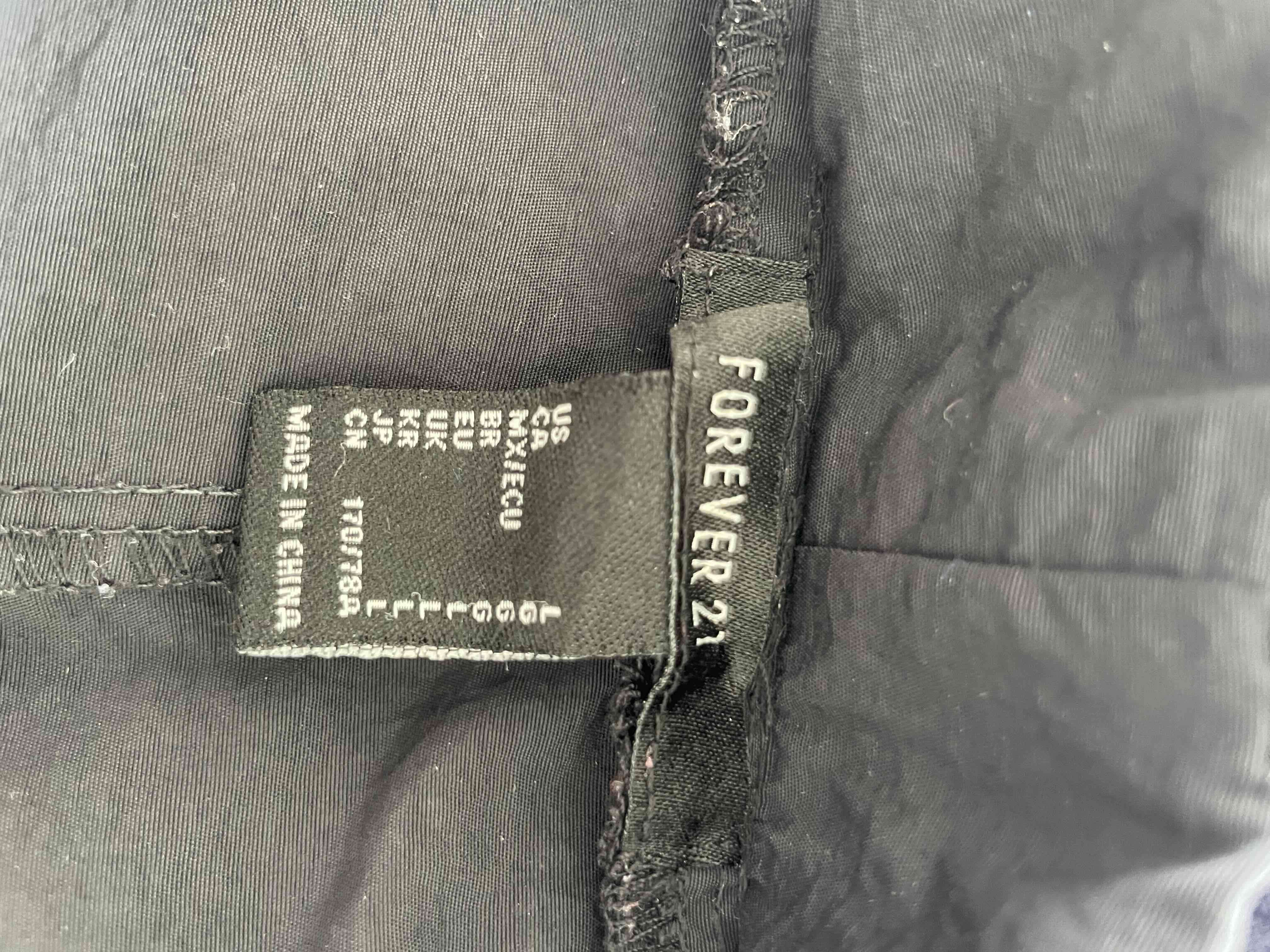 Pantalón cargo gris oscuro - miniatura 2