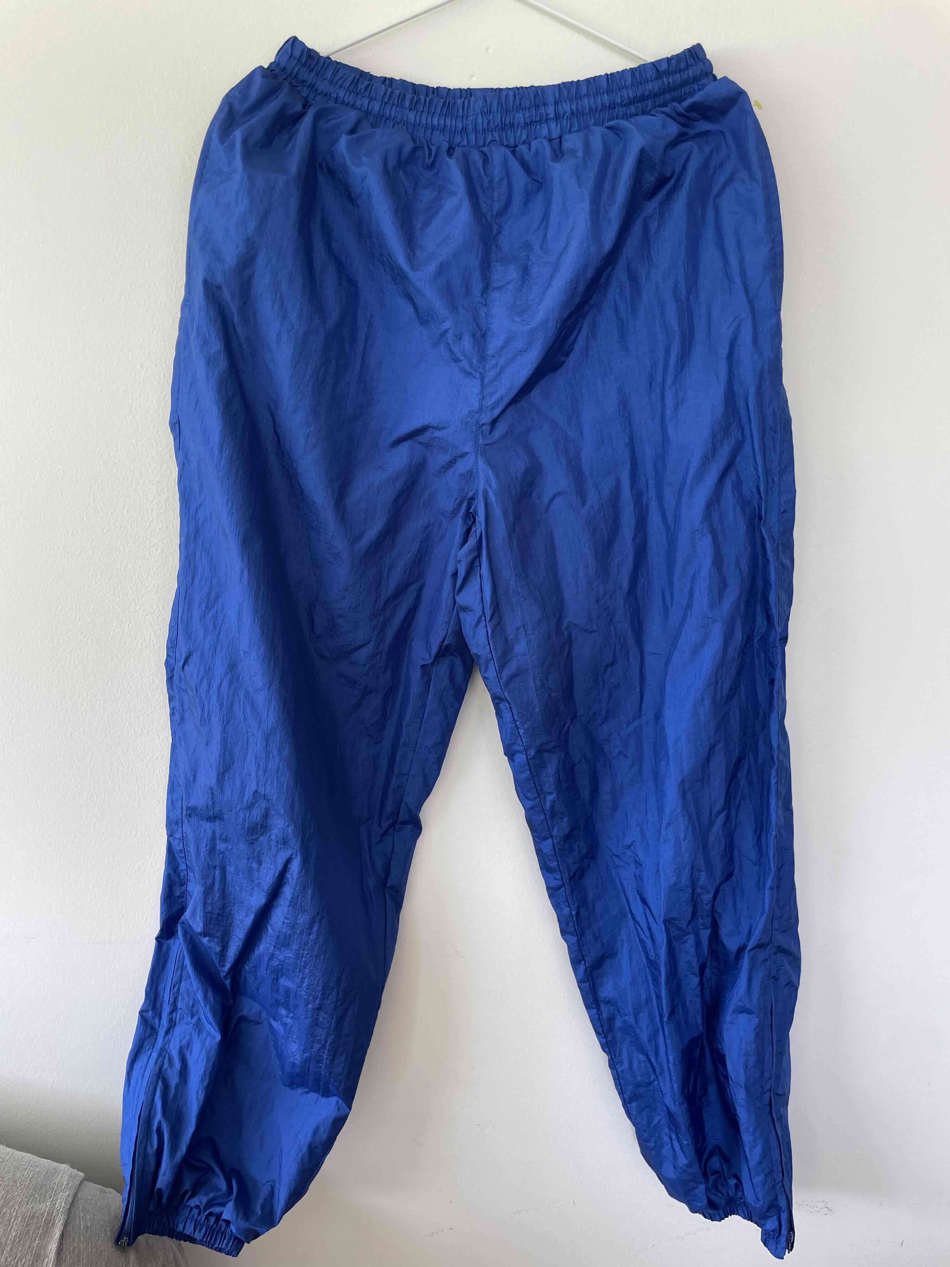 Pantalones deportivos azules