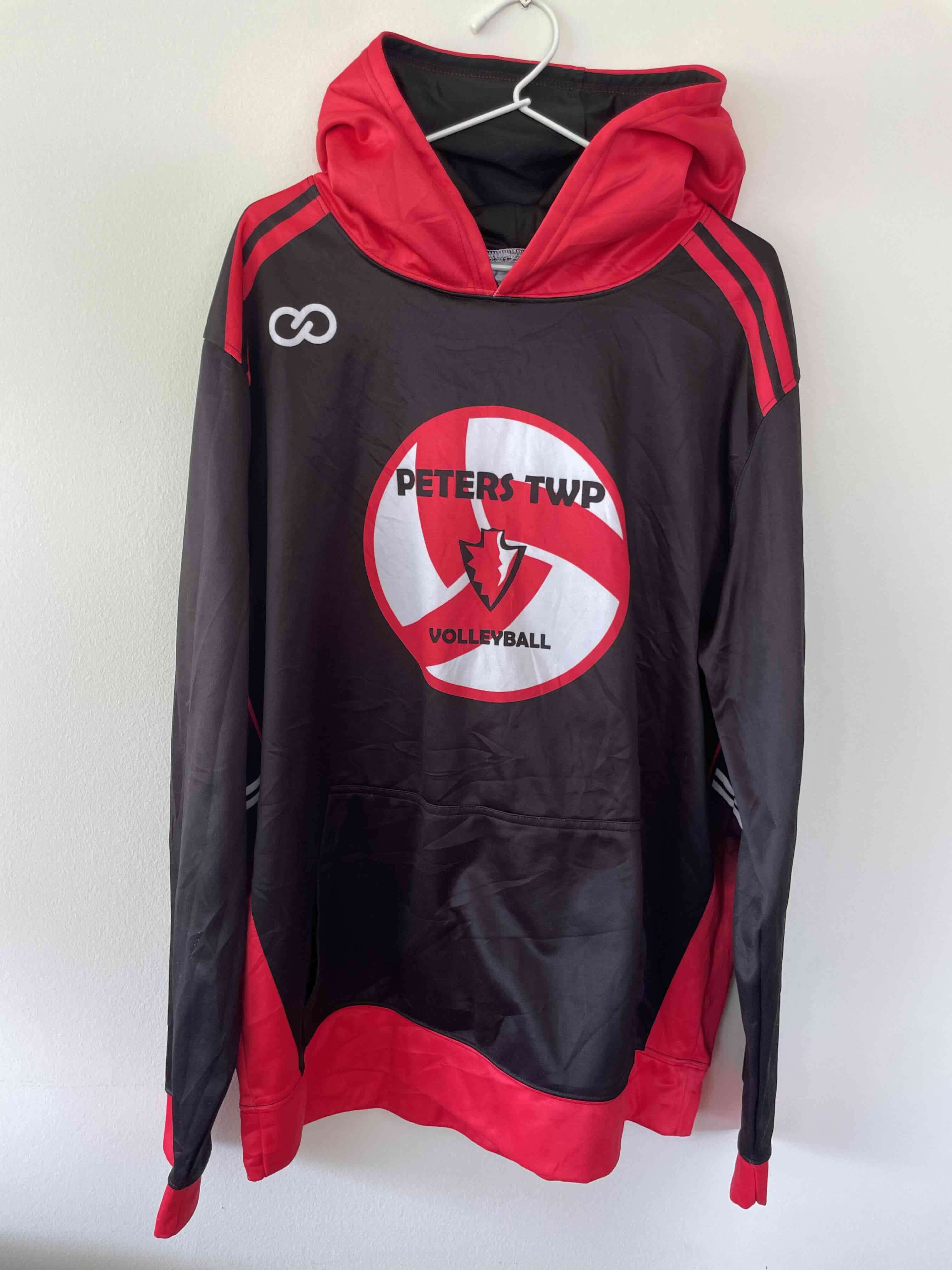 Conjunto deportivo negro y rojo - miniatura 3