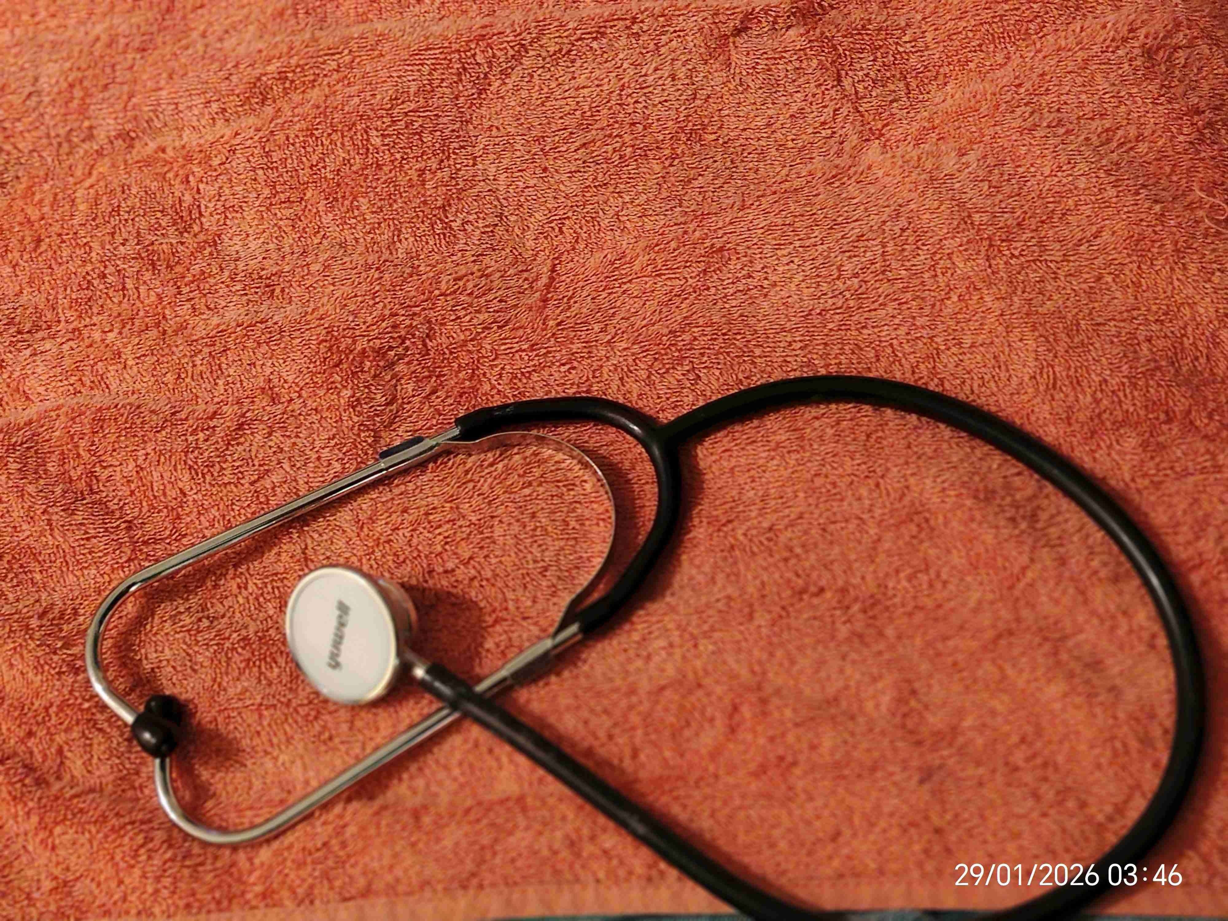 Estetoscopio con estuche rigido - miniatura 4