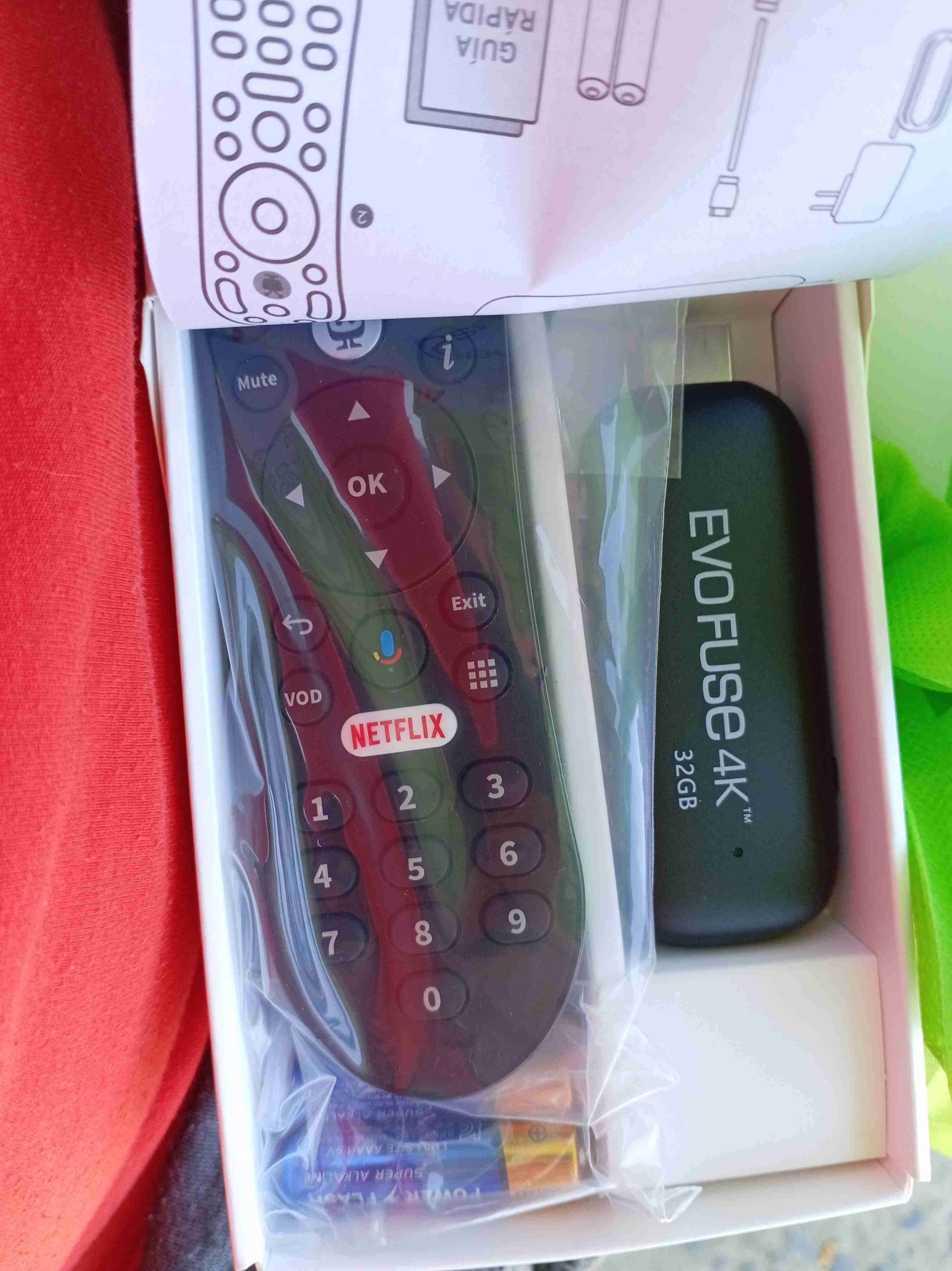 Control remoto y dispositivo EVOFUSE 4K