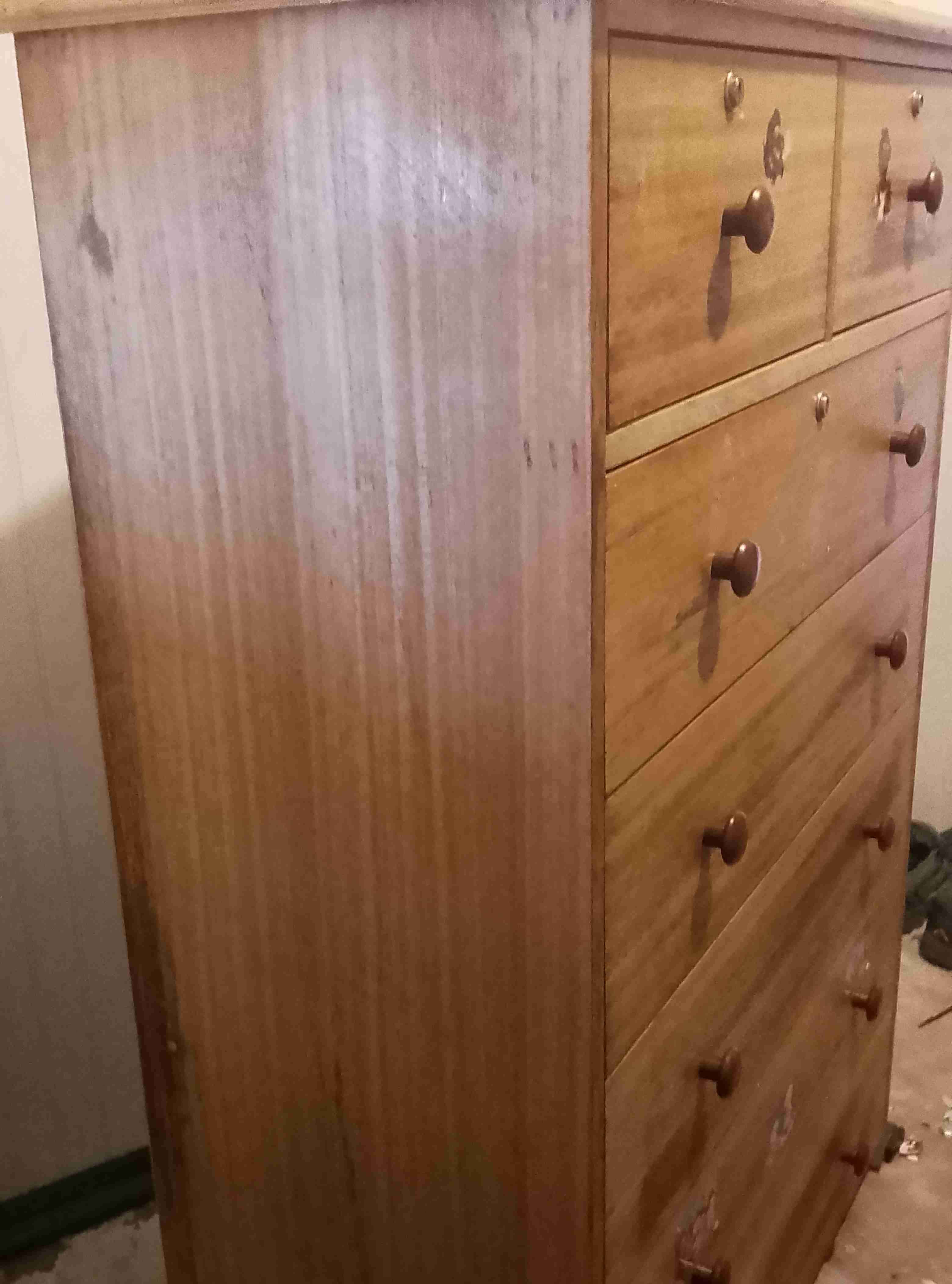 Cómoda de madera con cajones - miniatura 2