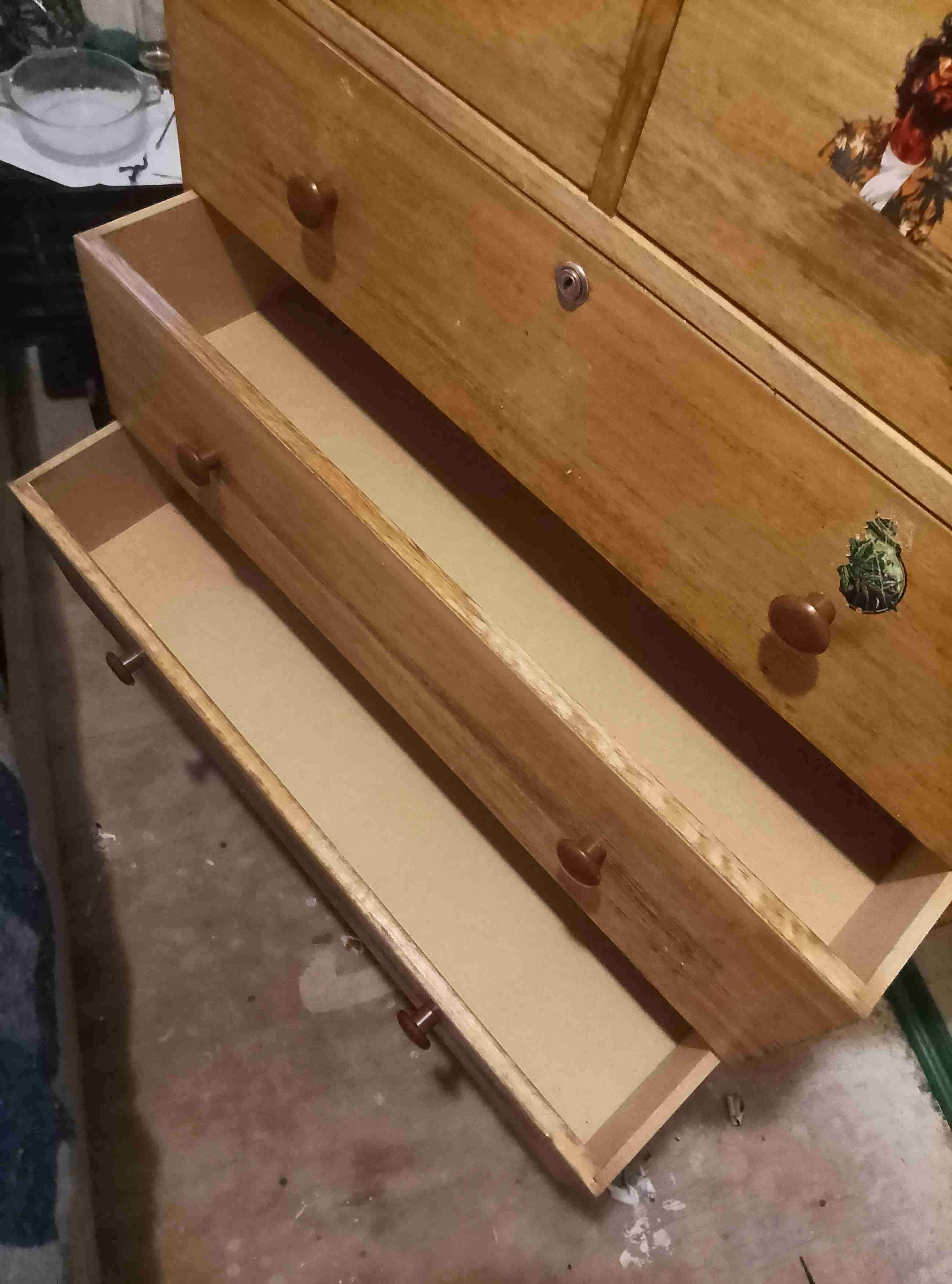 Cómoda de madera con cajones - miniatura 6