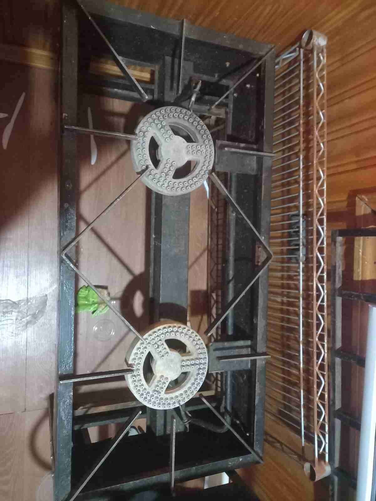 Cocina industrial de dos quemadores