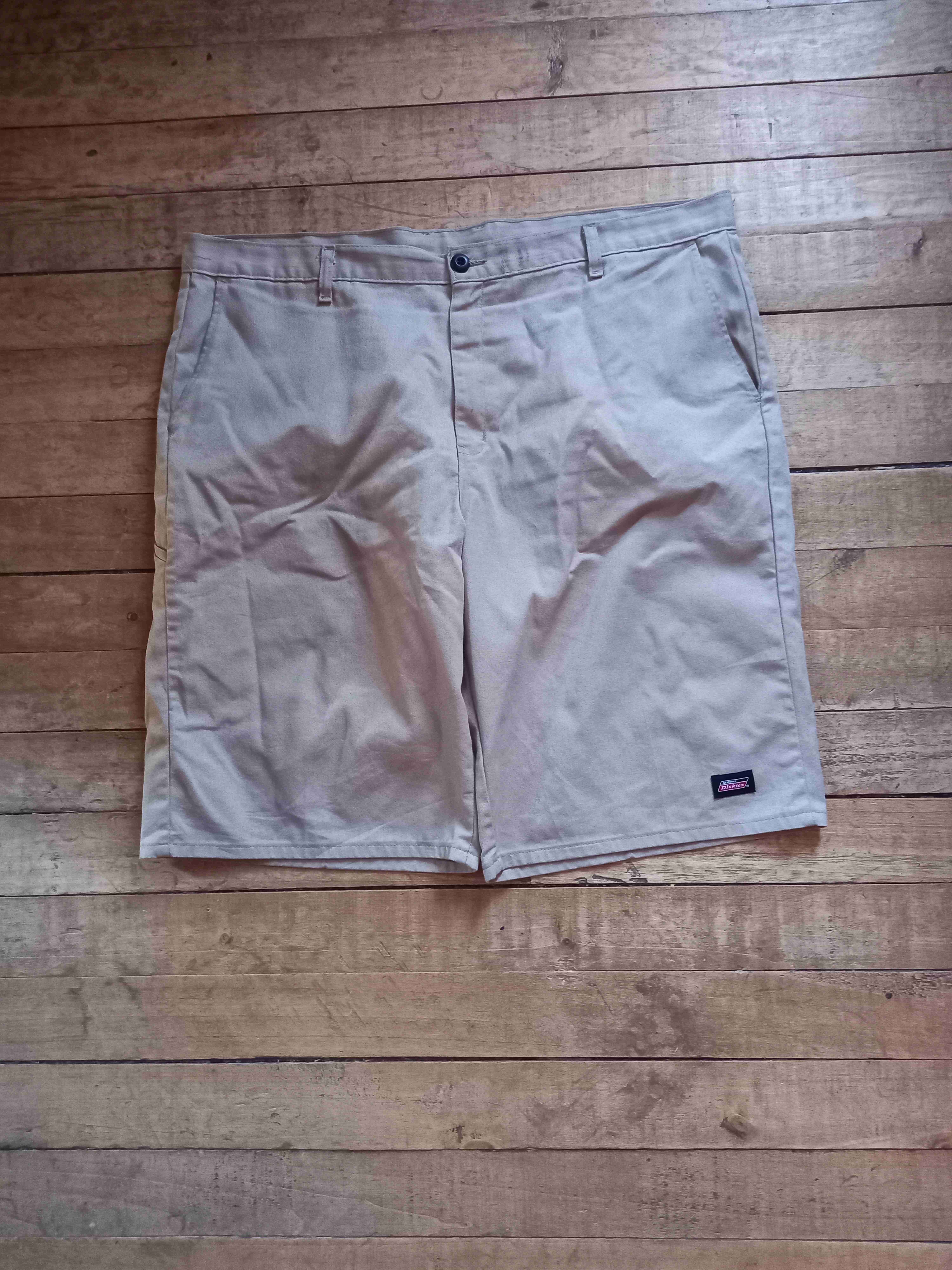 Pantalón beige estilo casual - miniatura 3