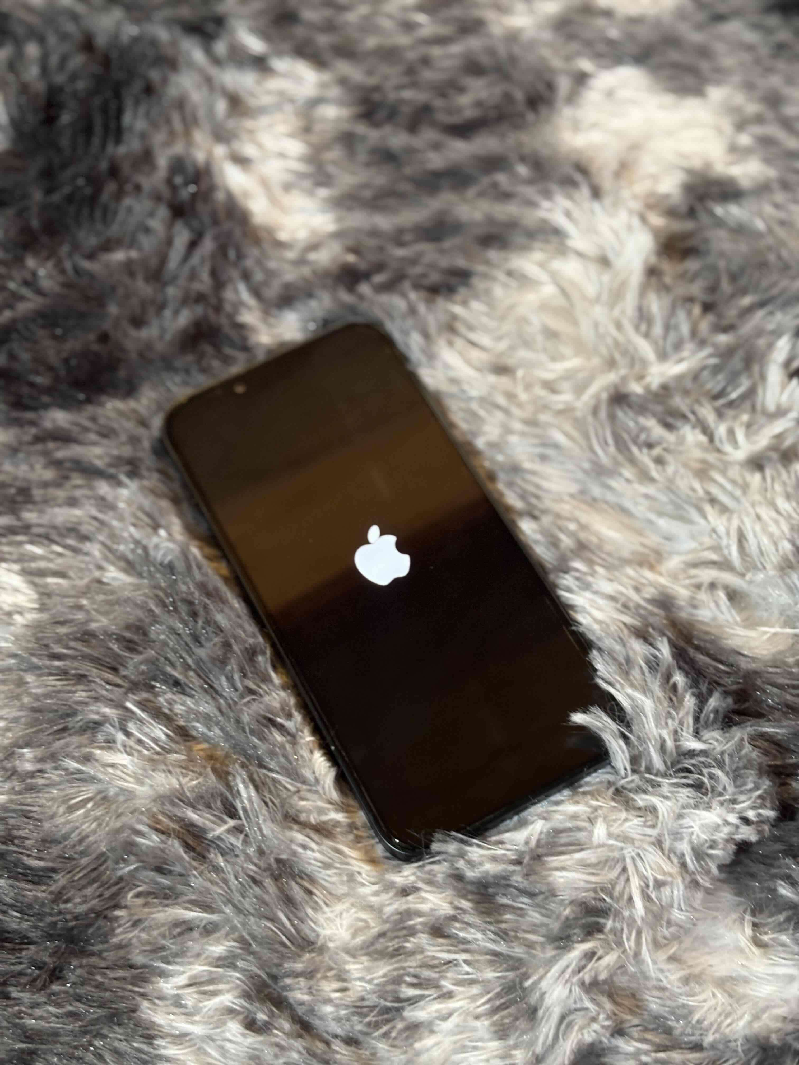 Teléfono móvil  iPhone 13 - miniatura 2