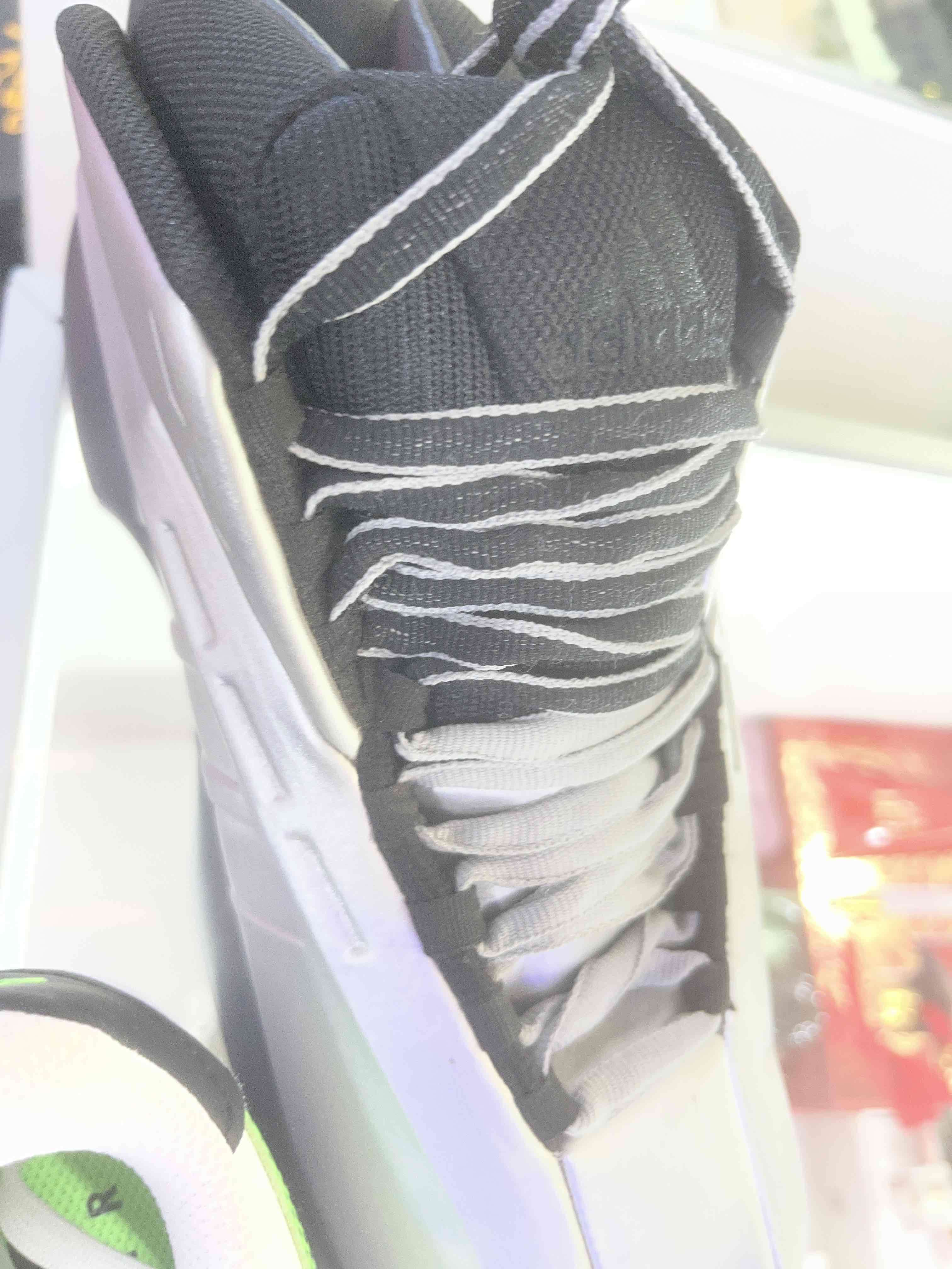 Set de perfumes CH y Moschino - miniatura 2