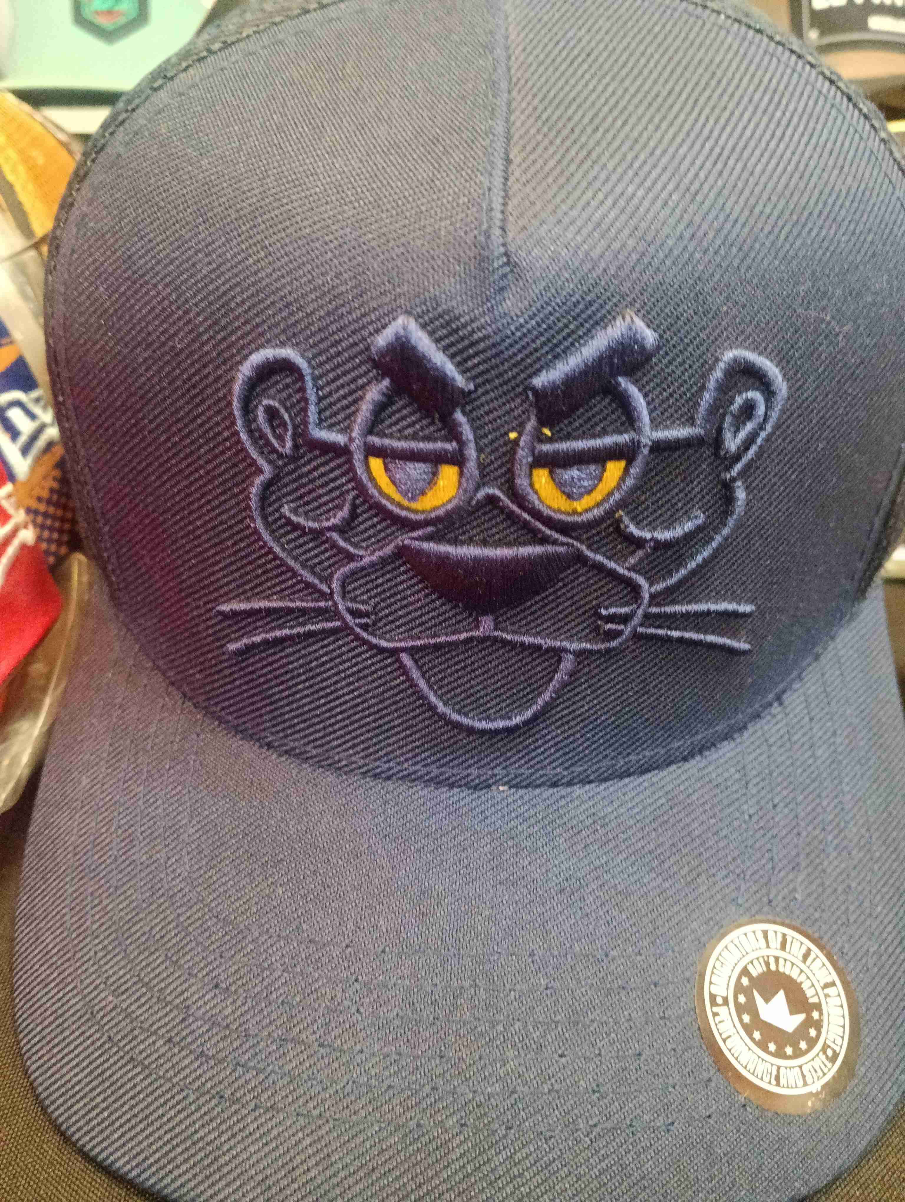 Gorra Pantera rosada color azul