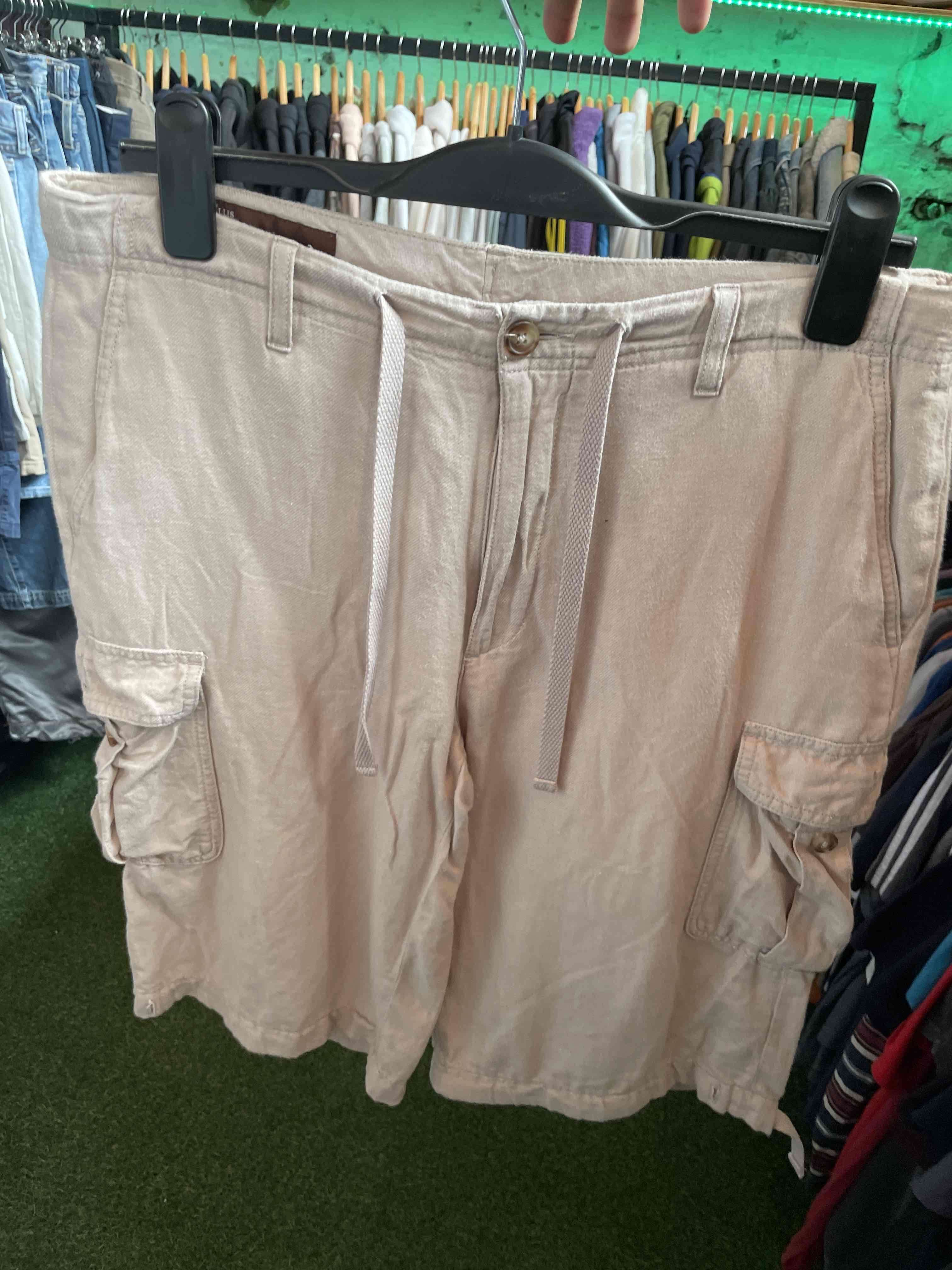 Bermudas cargo beige para hombre