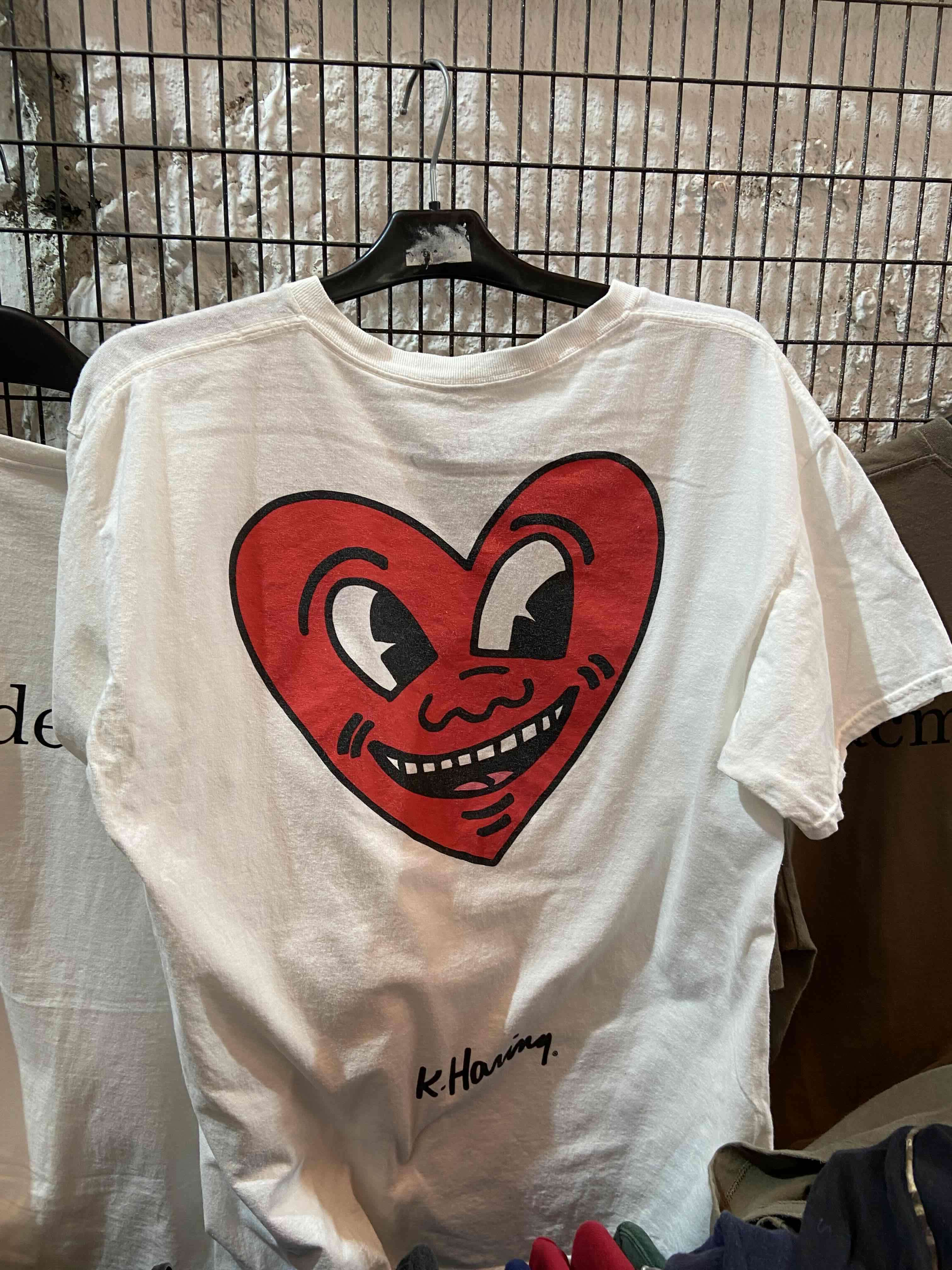 Polera blanca KEITH corazón