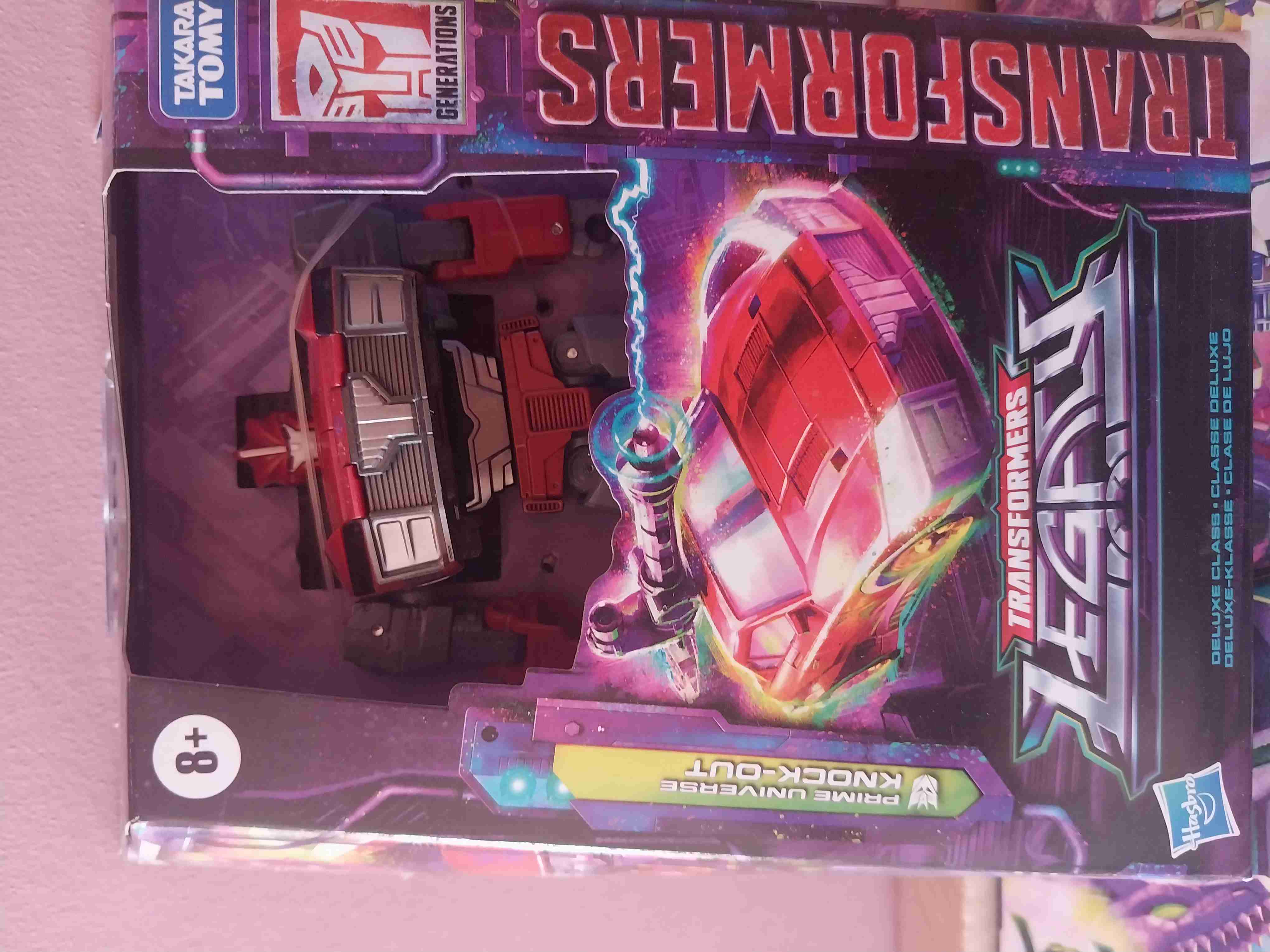 Figura Transformers Legacy Knockout