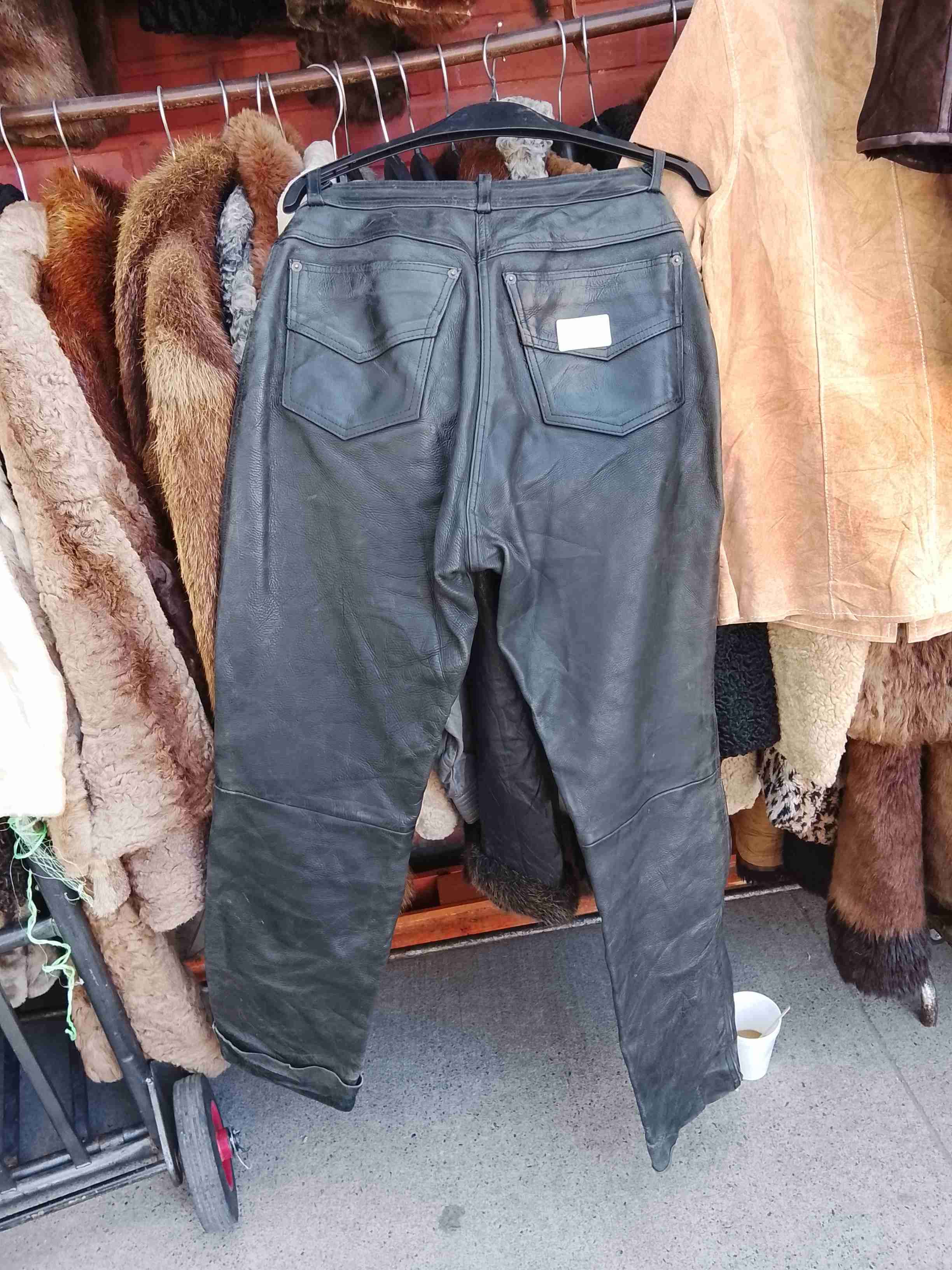 Pantalones de cuero negro 42 - miniatura 2