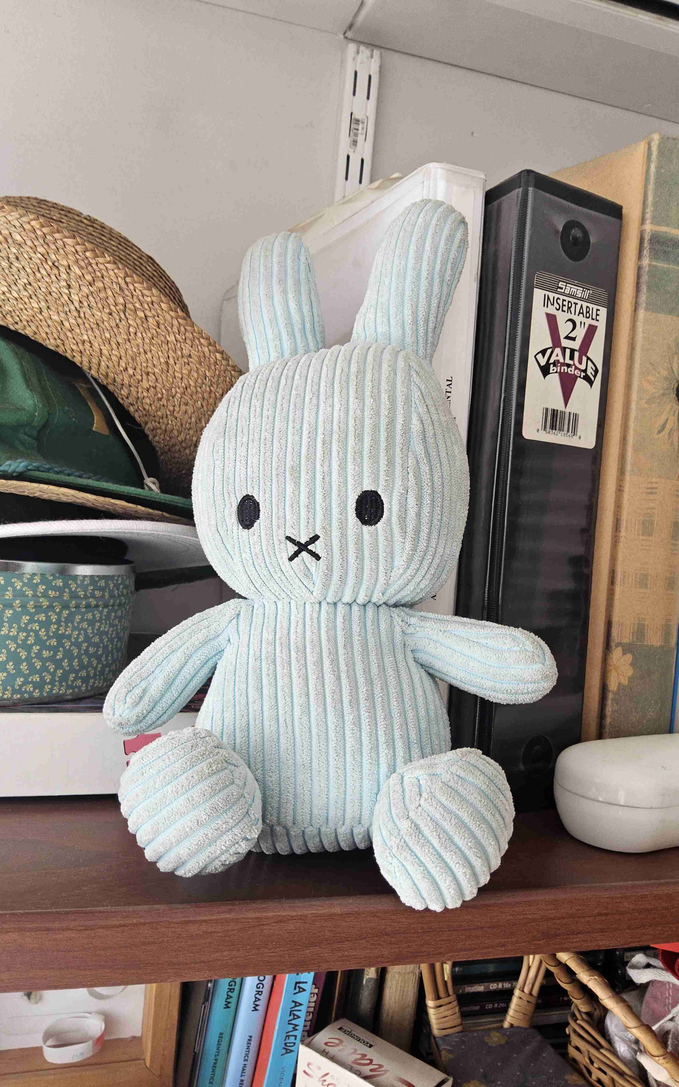 Peluche conejo azul
