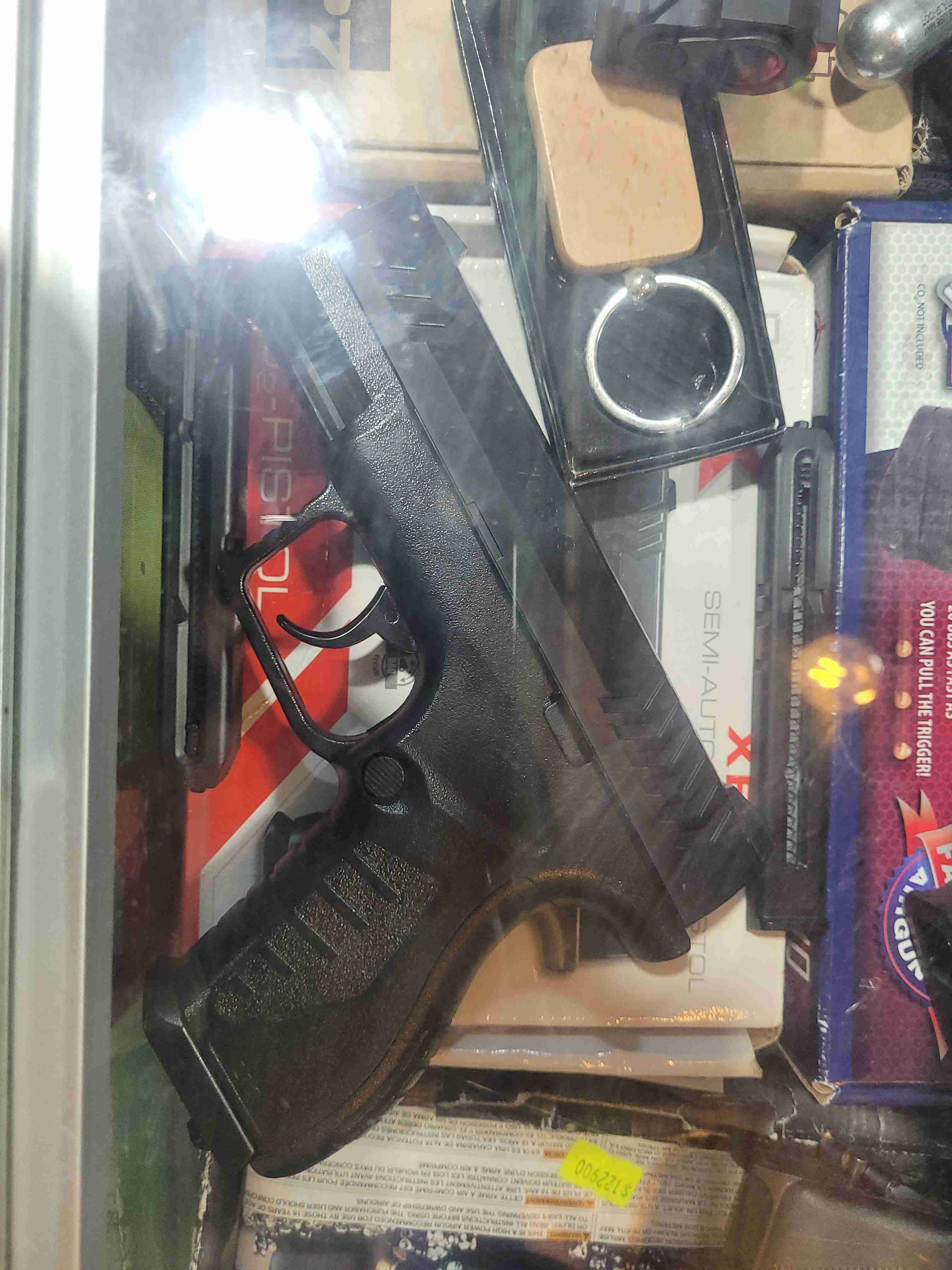 Pistola traumatica de aire comprimido cal .50