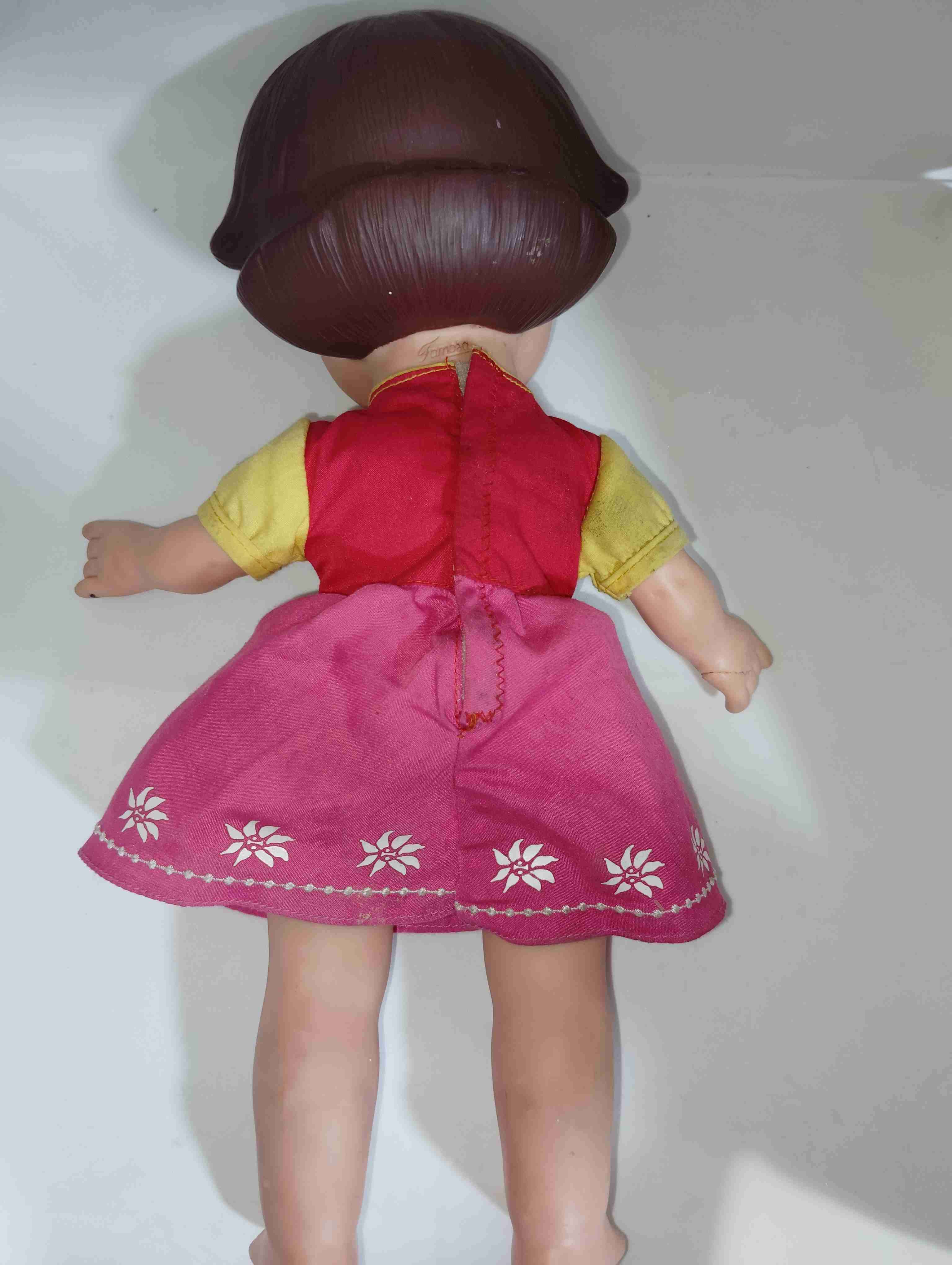 Muñeca de trapo con vestido - miniatura 3