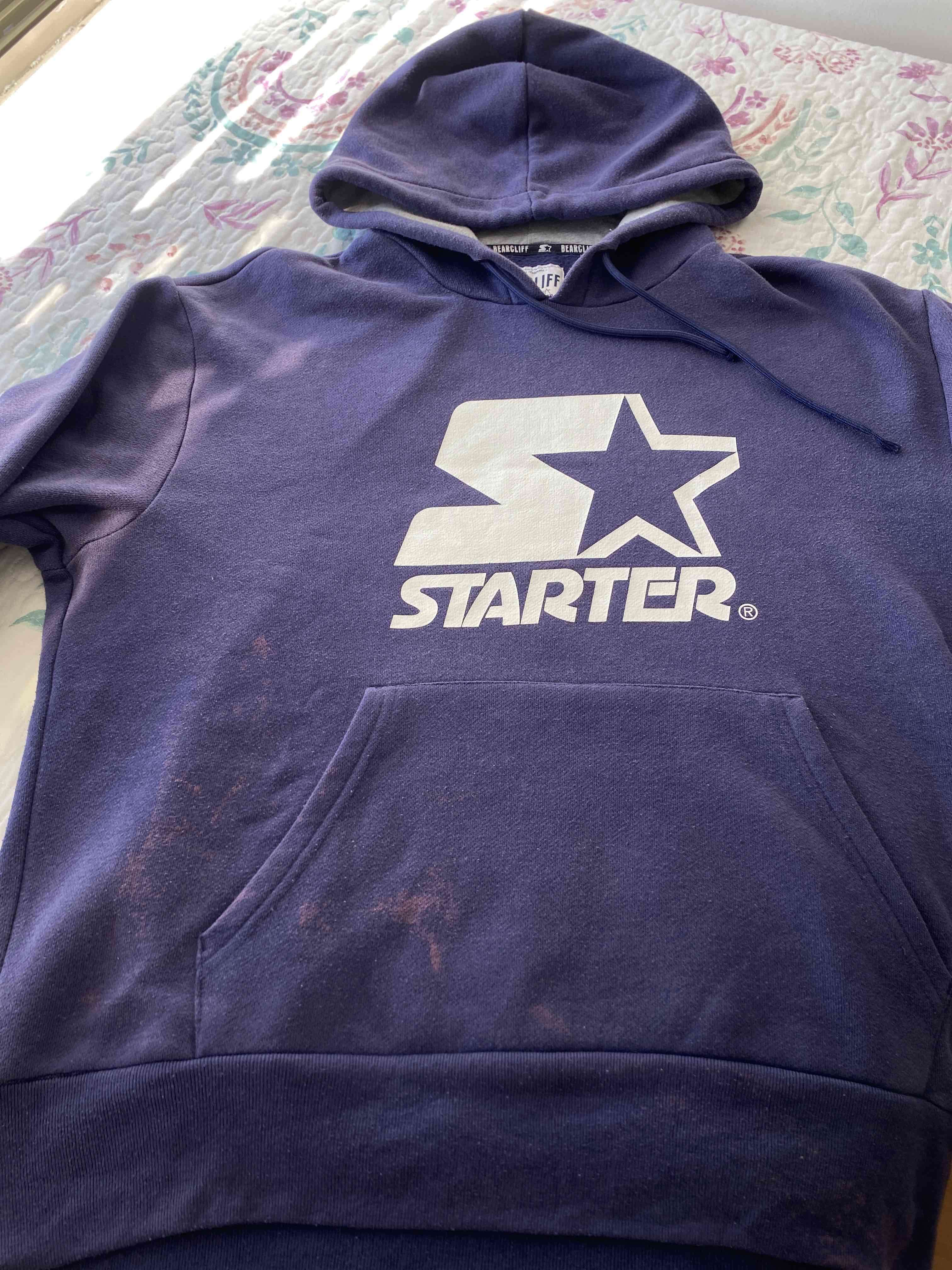 Polerón morado con capucha Starter