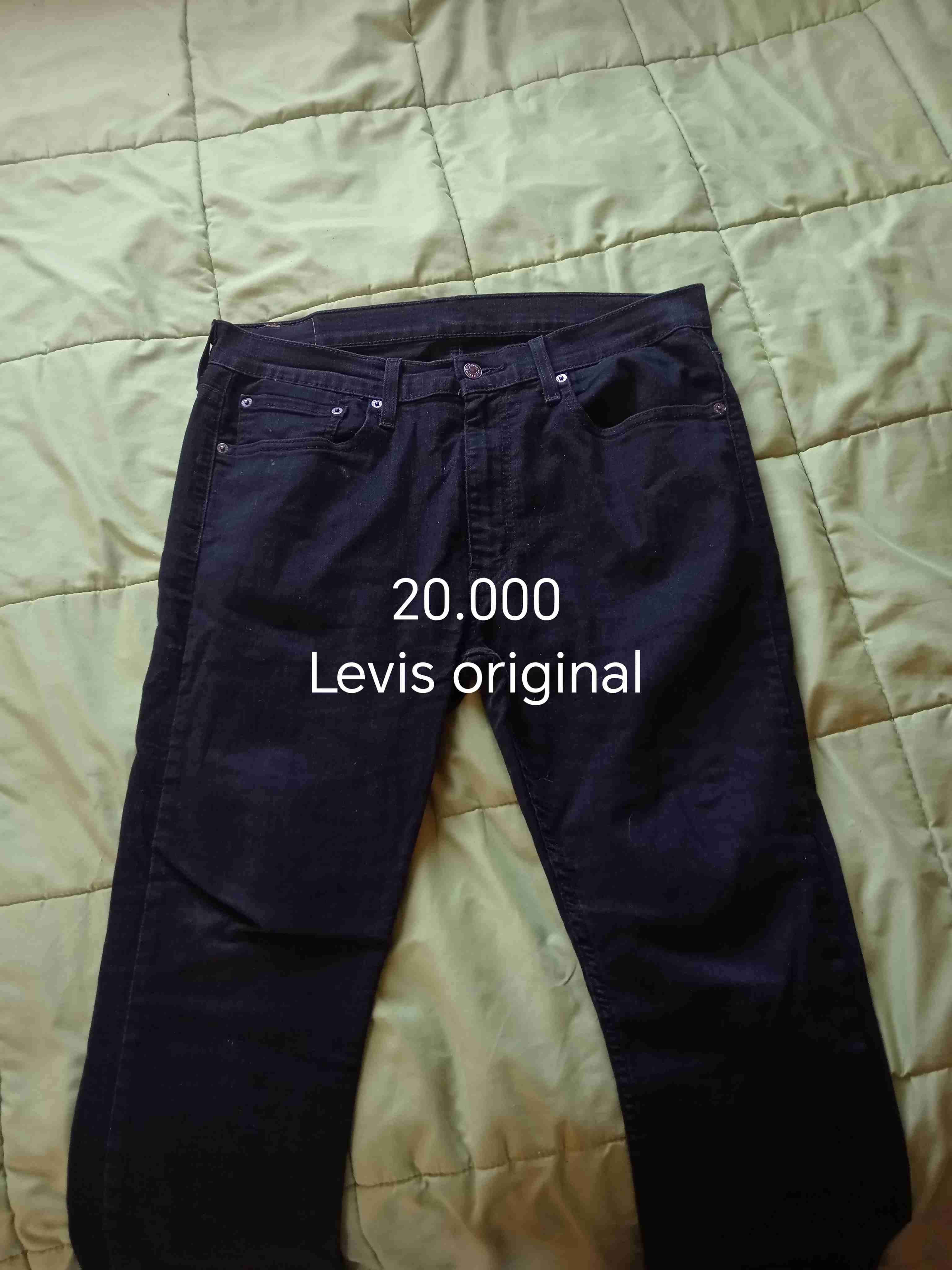 Jeans Levi's originales negros