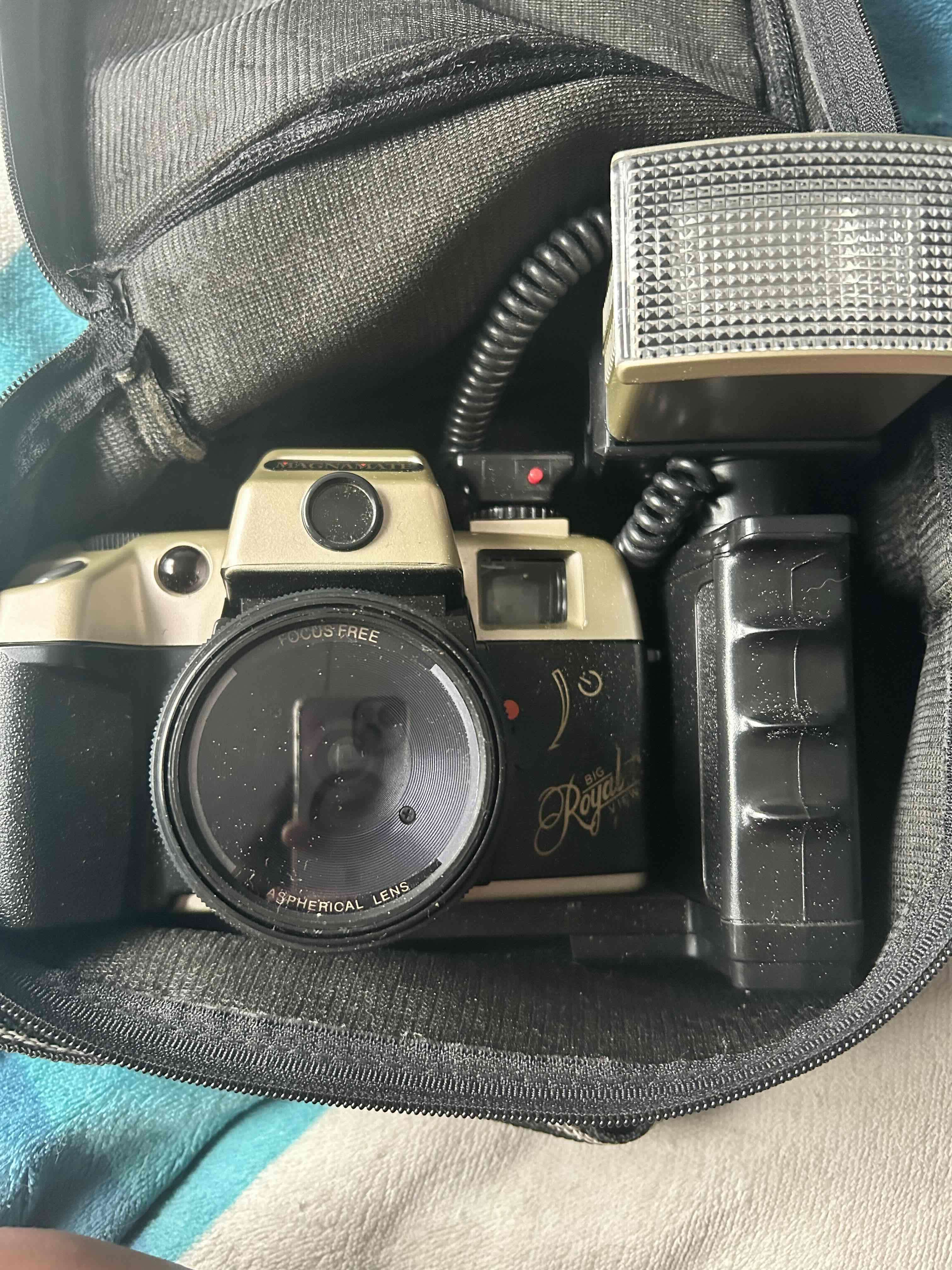 Cámara analógica con flash Big Royal - miniatura 2