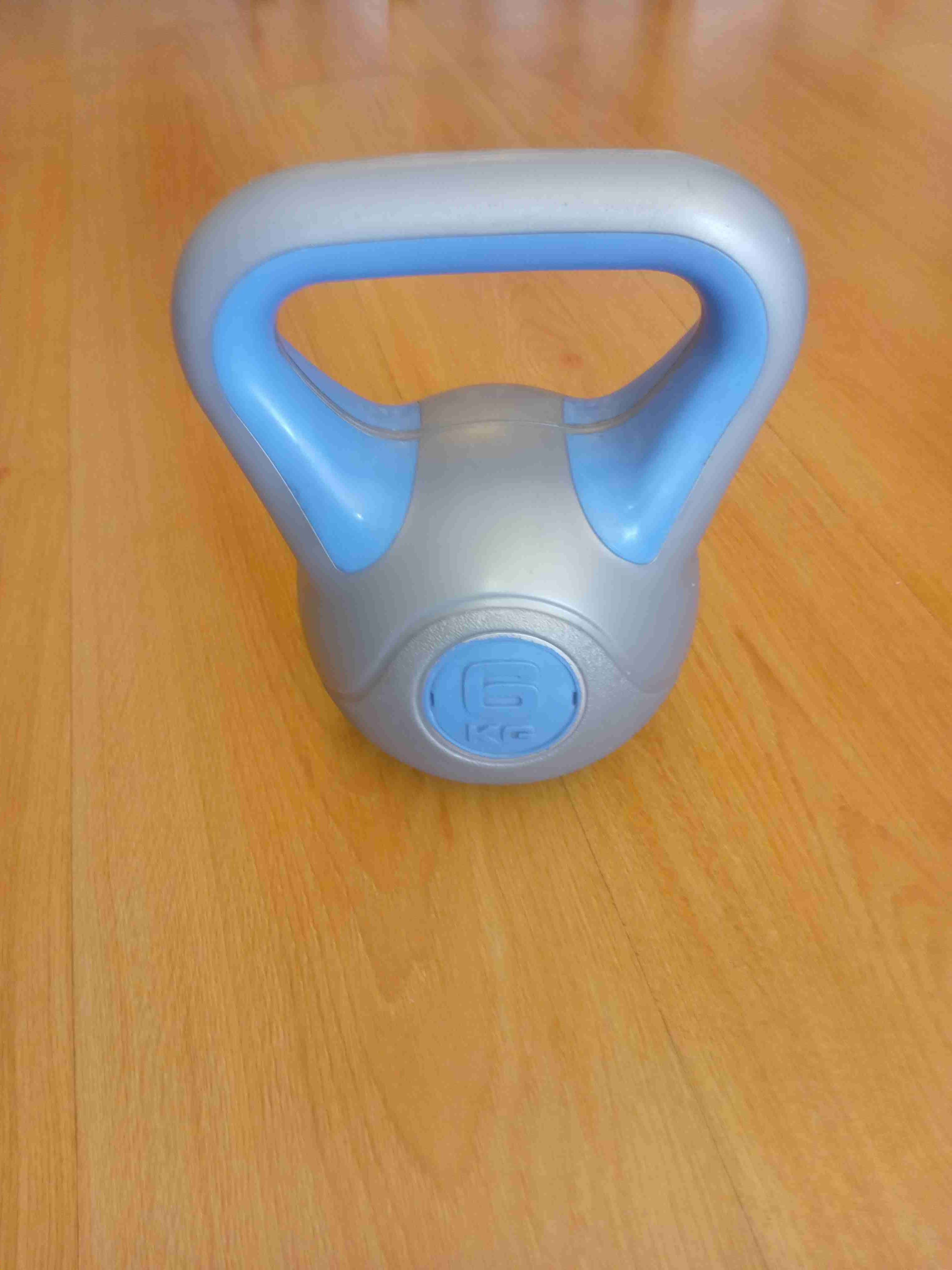 Kettlebell 6 kg color gris y azul