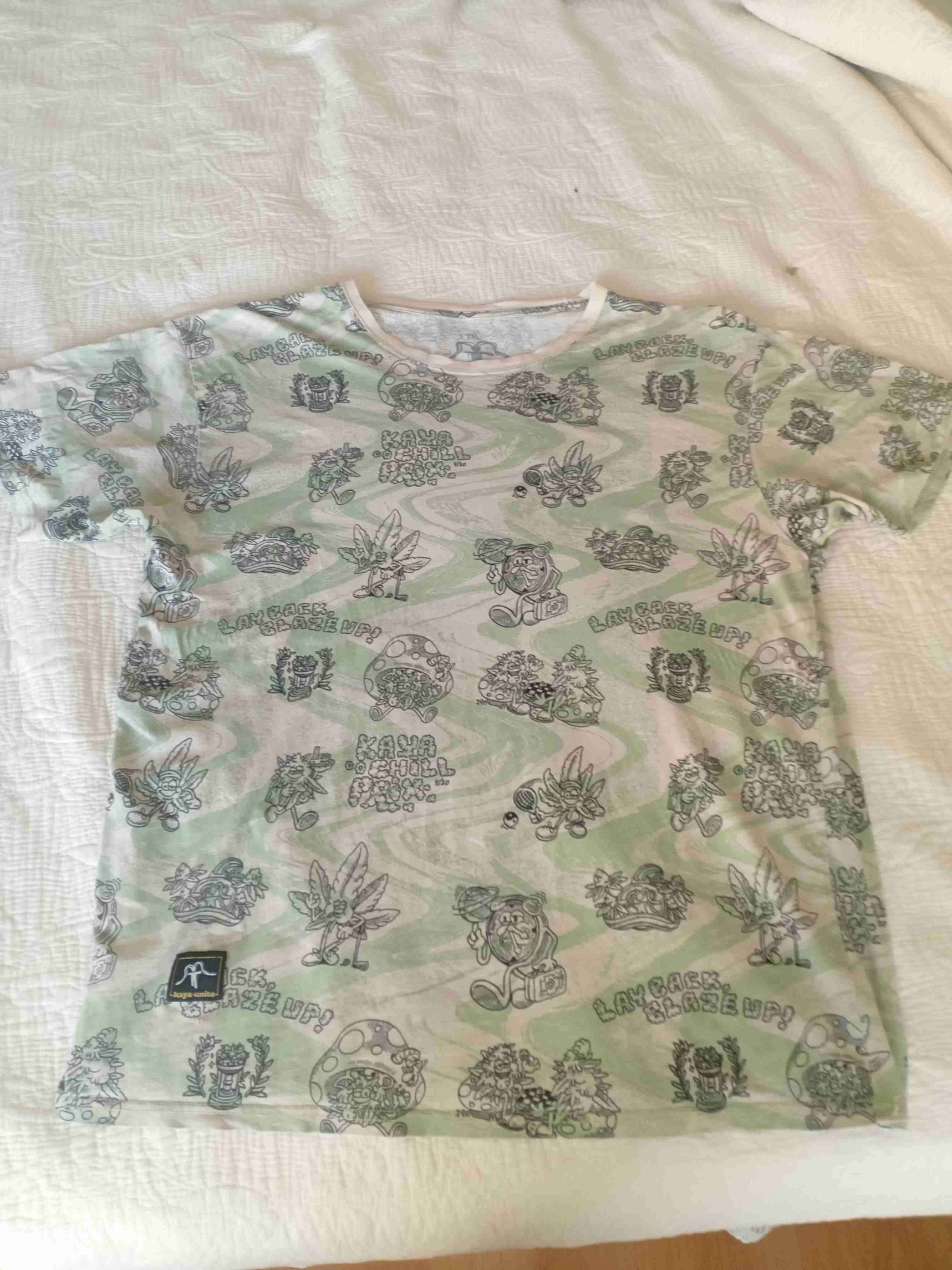 Polera estampada relajada