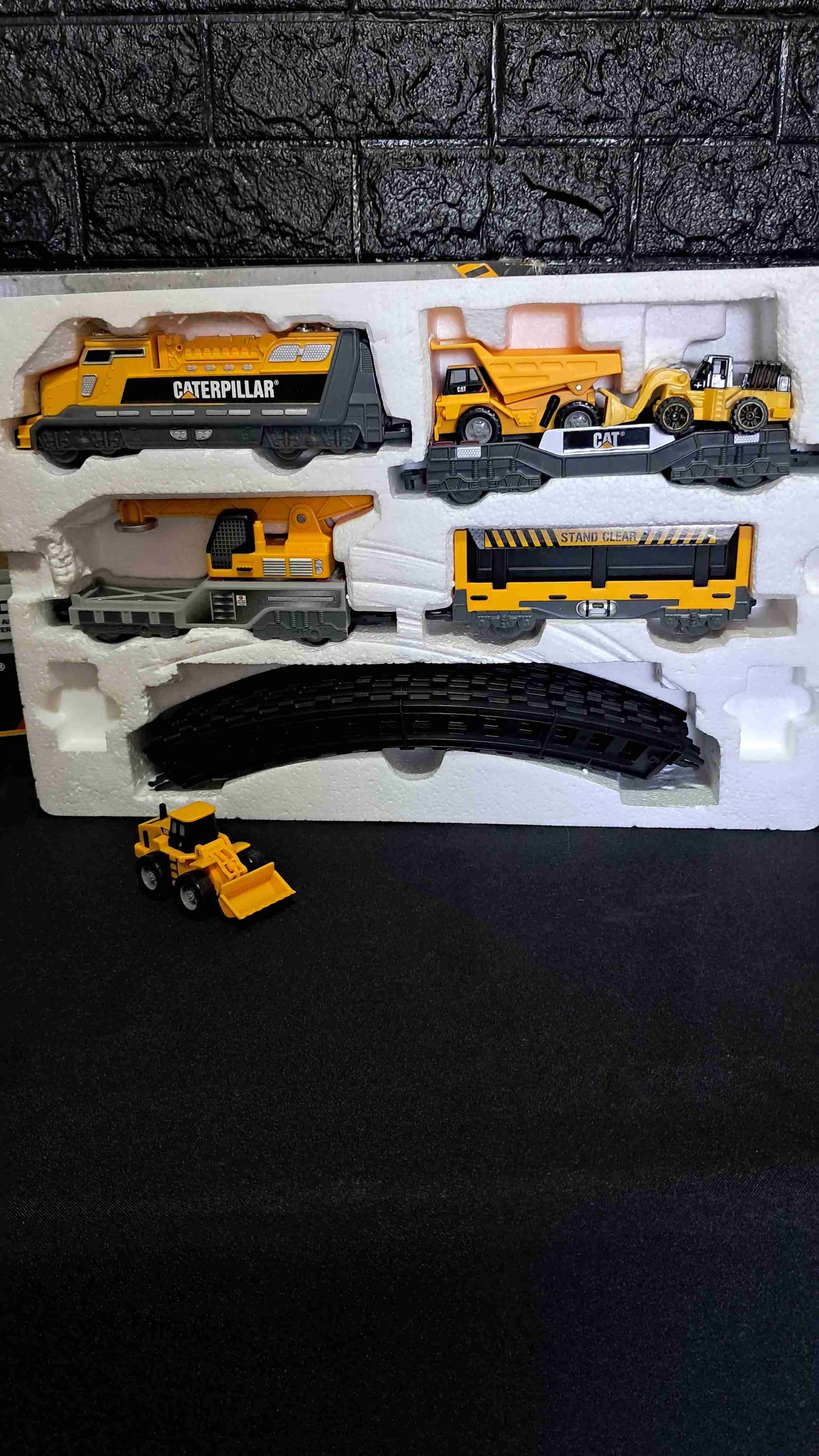 Tren de juguete Caterpillar - miniatura 2