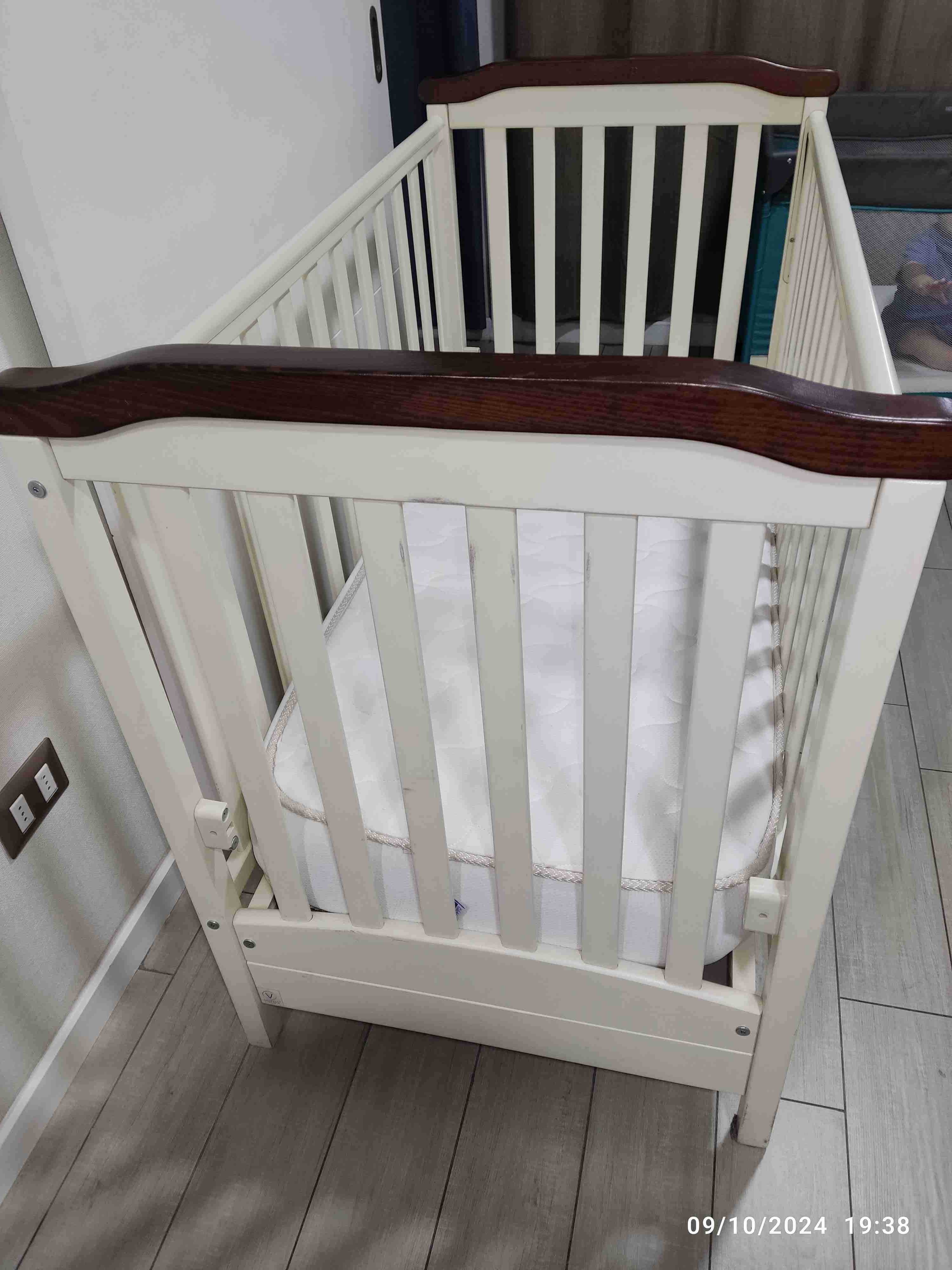 Cuna de madera con cajón - miniatura 5