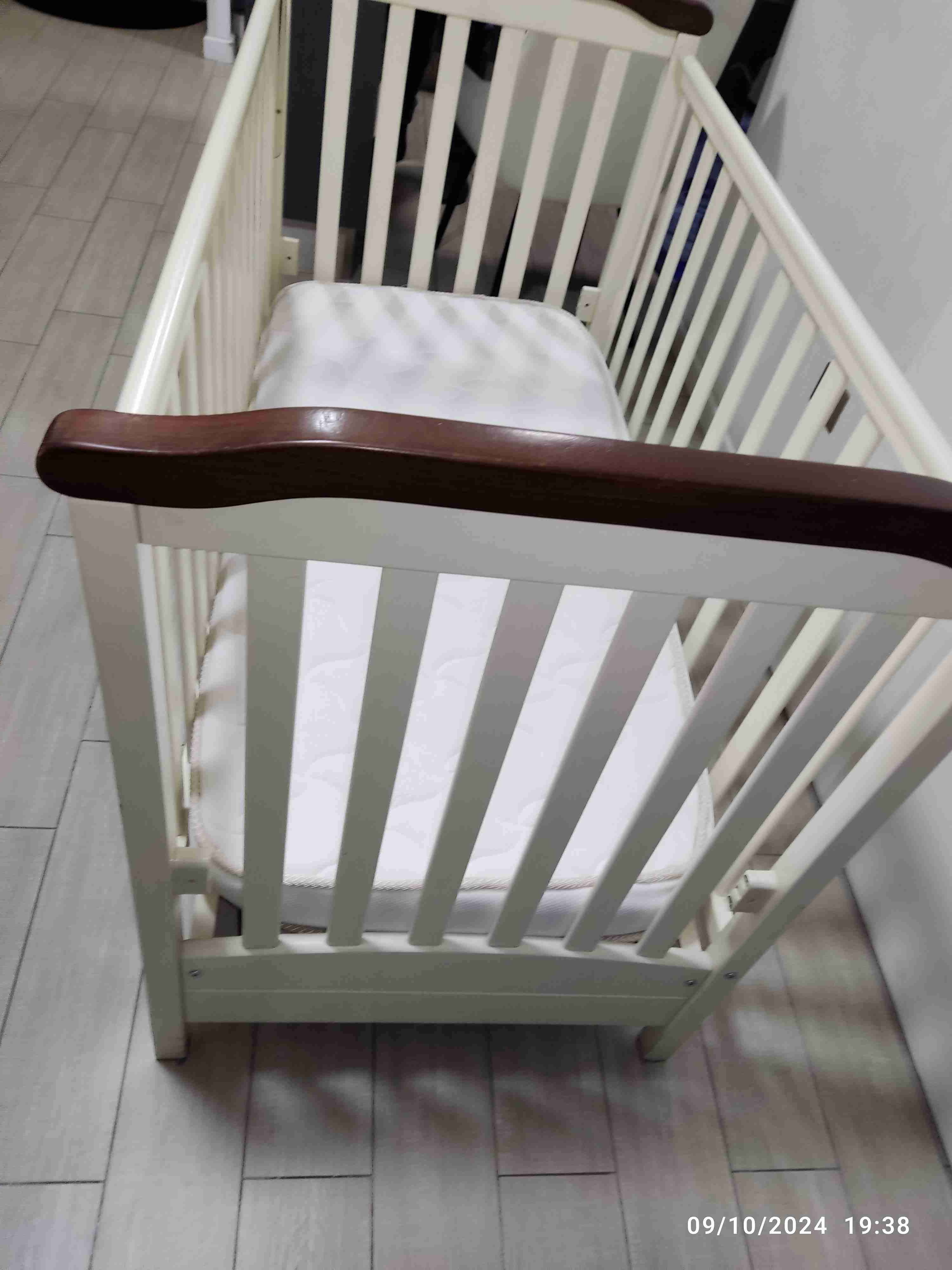 Cuna de madera con cajón - miniatura 6