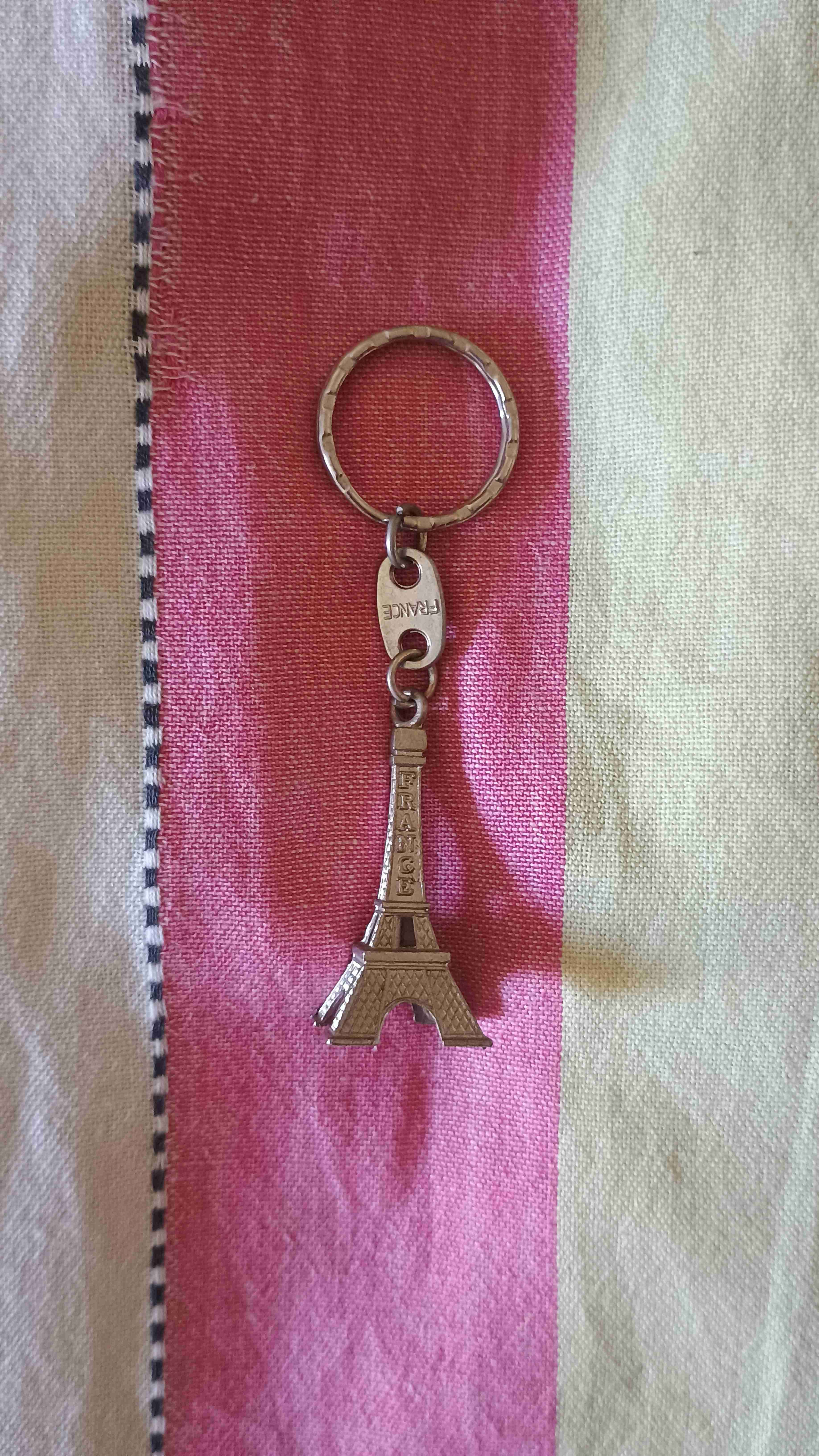 Llavero Torre Eiffel metálico