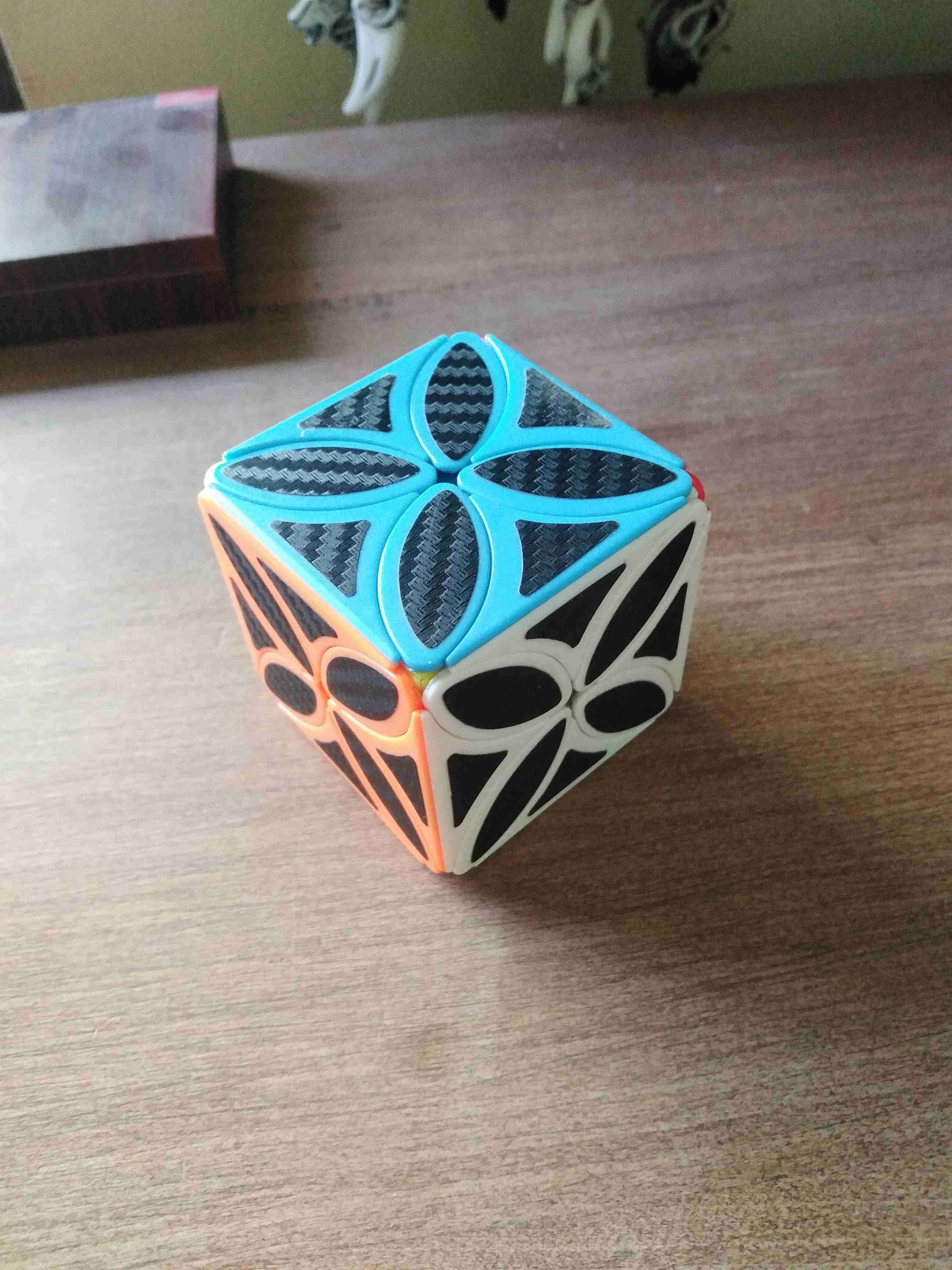 Clover Cube