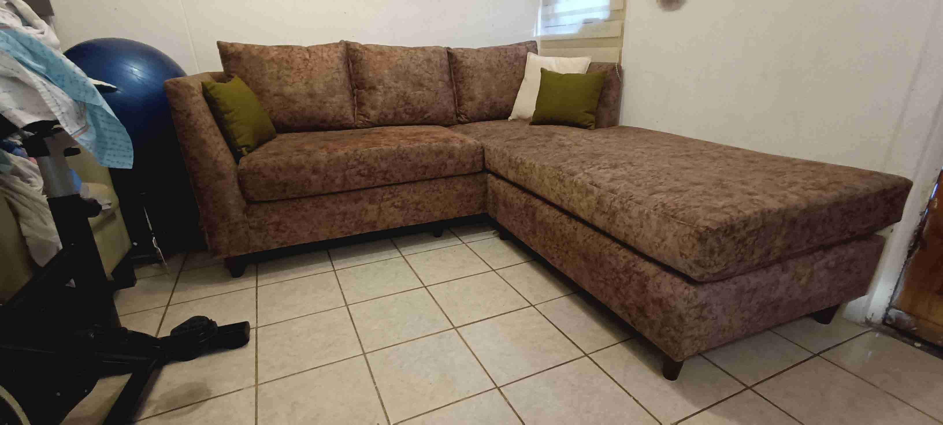 Sofá seccional marrón 2 x 2 - miniatura 2