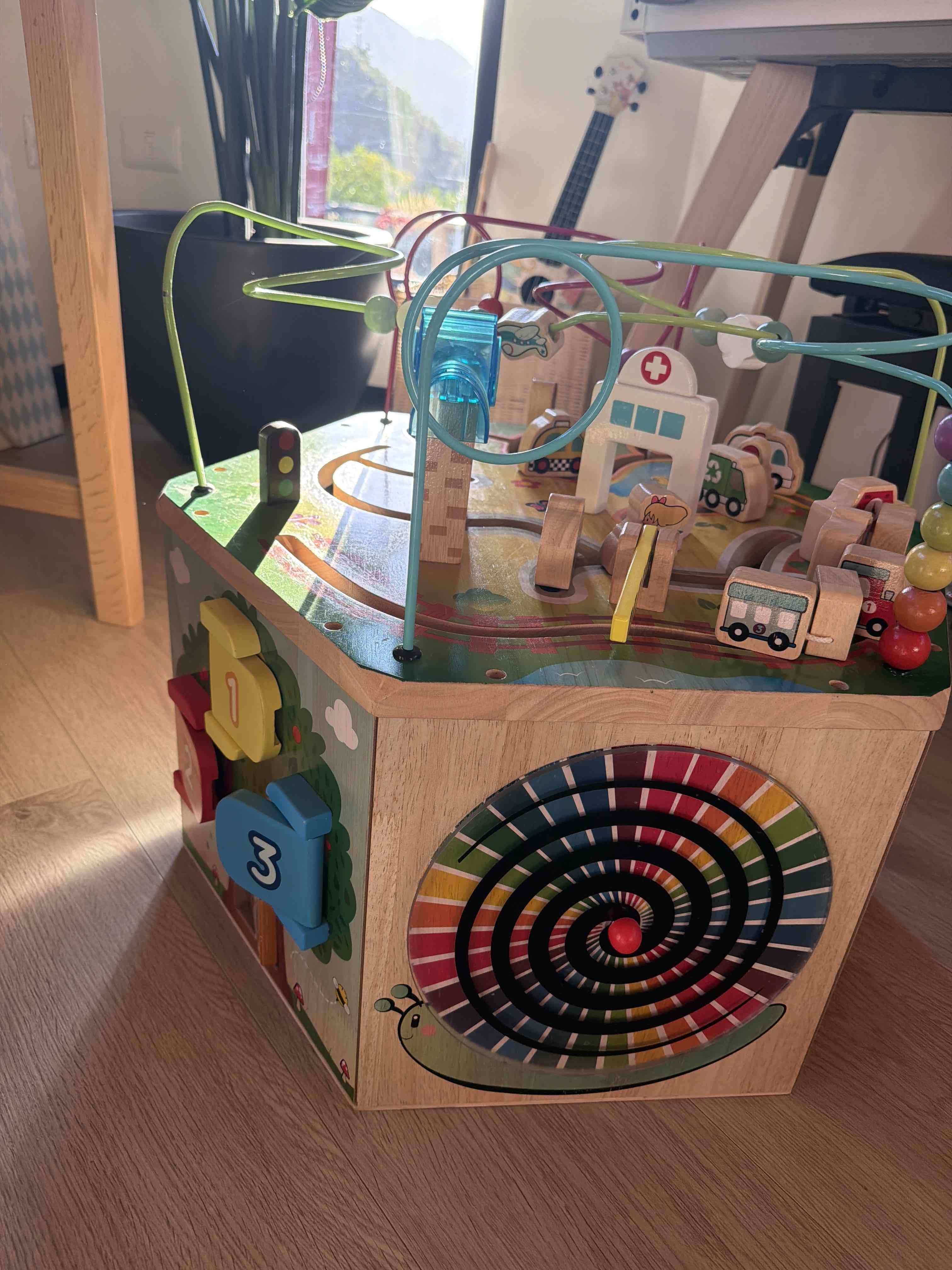 Cubo de actividades de madera - miniatura 3