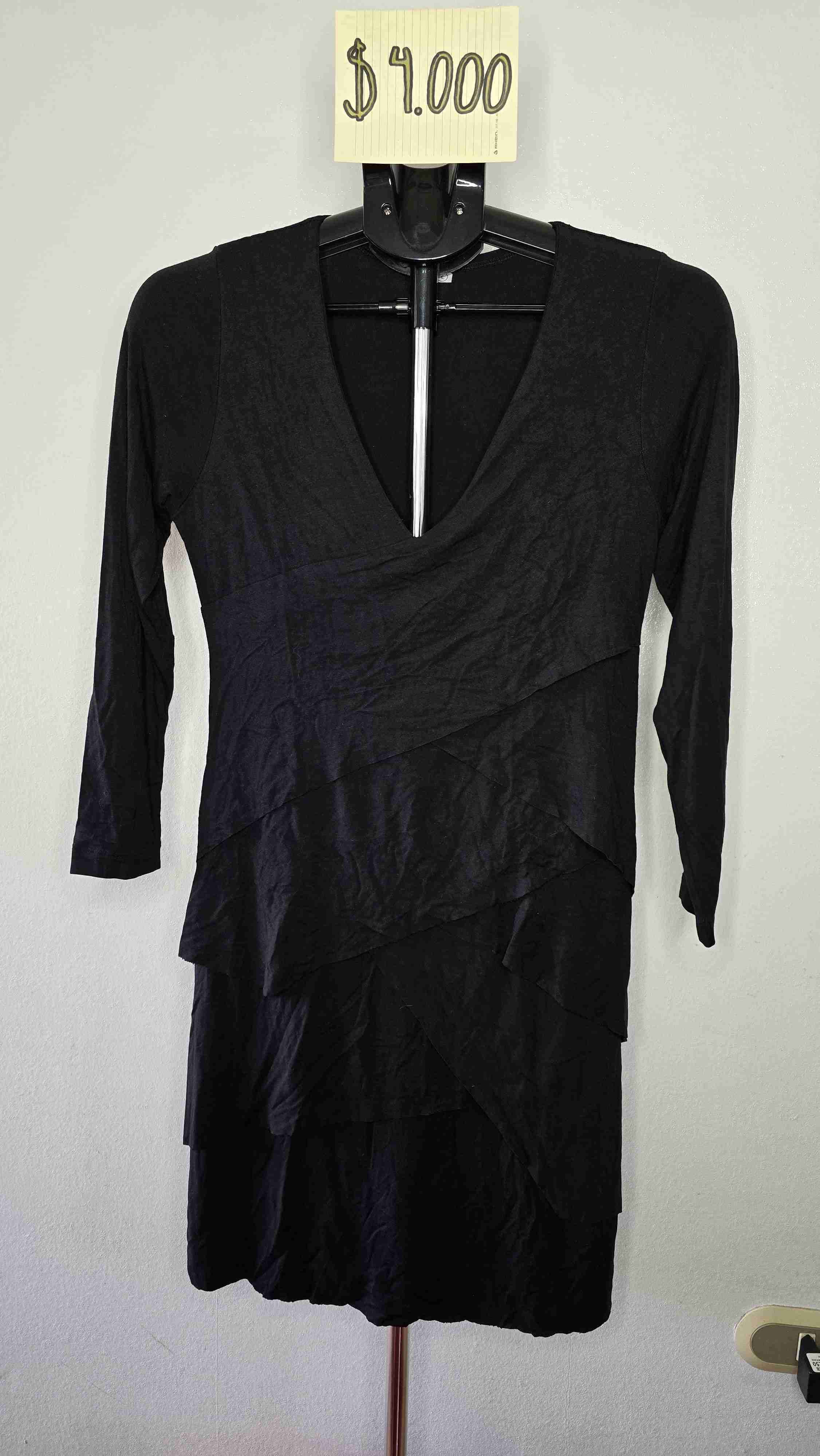 Vestido negro casual