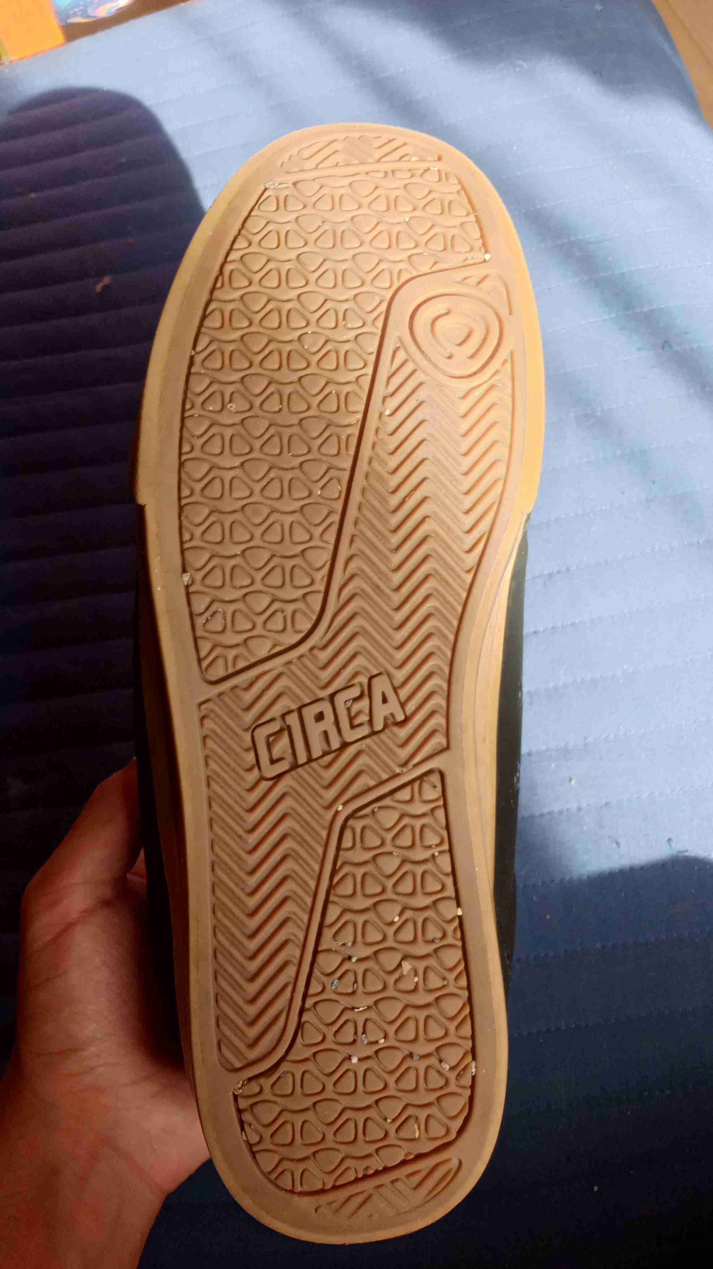 Zapatillas circa negras - miniatura 3