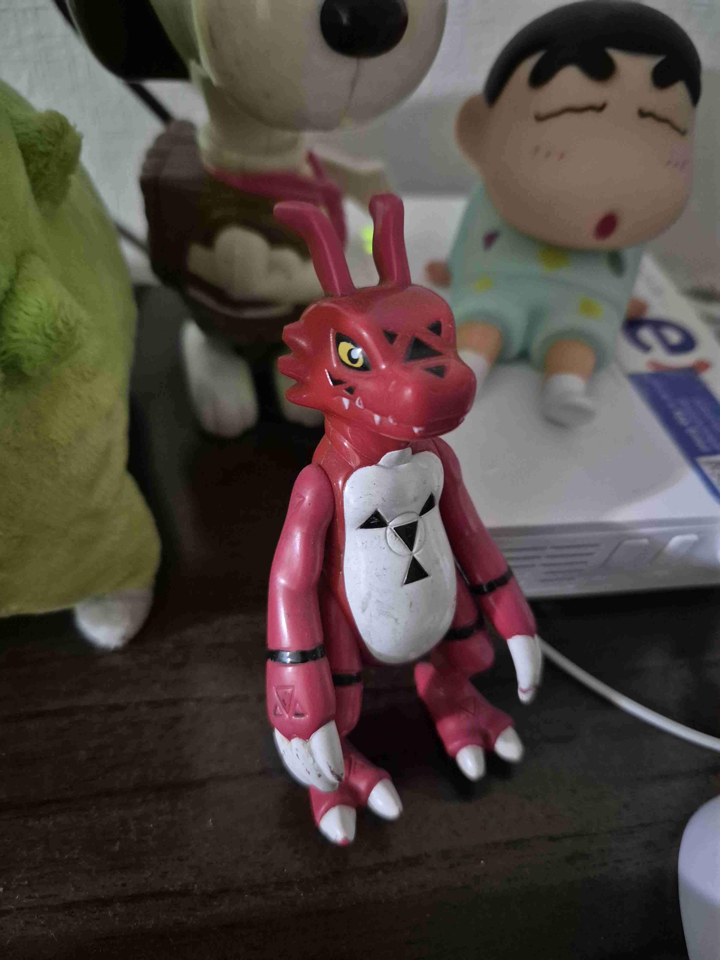 Figura de Guilmon antigua