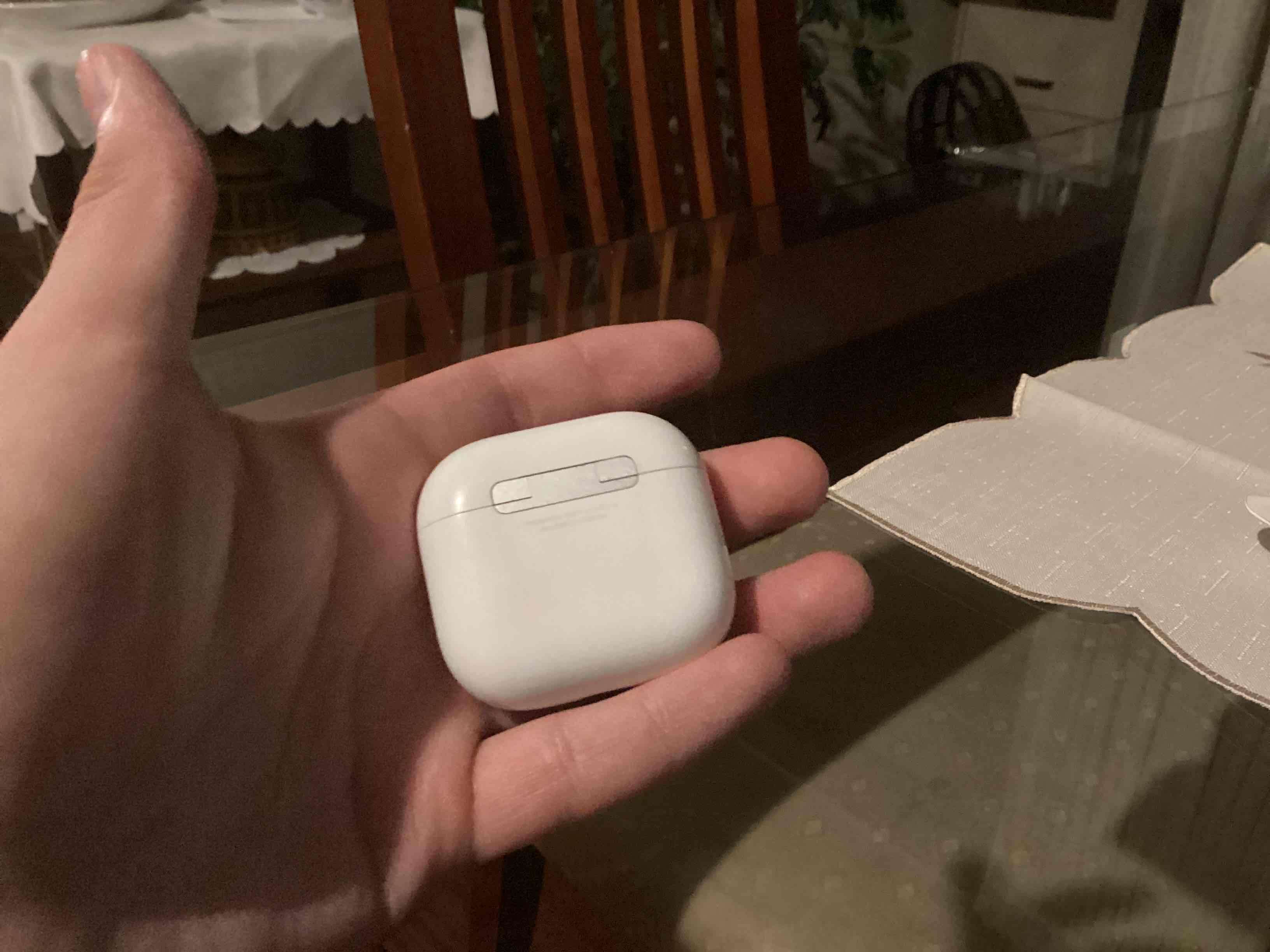 Audifonos AirPods 4 - miniatura 3