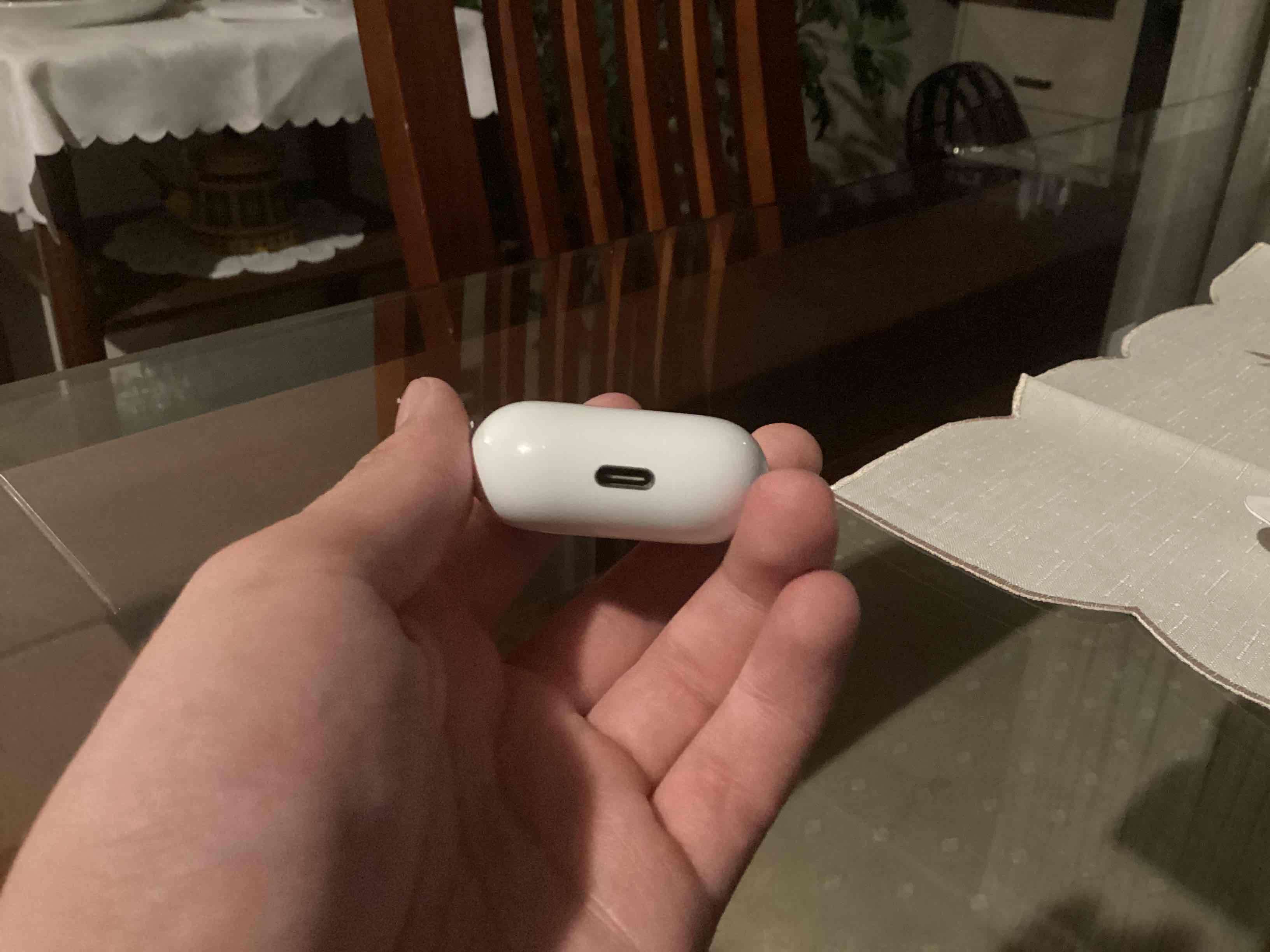 Audifonos AirPods 4 - miniatura 4