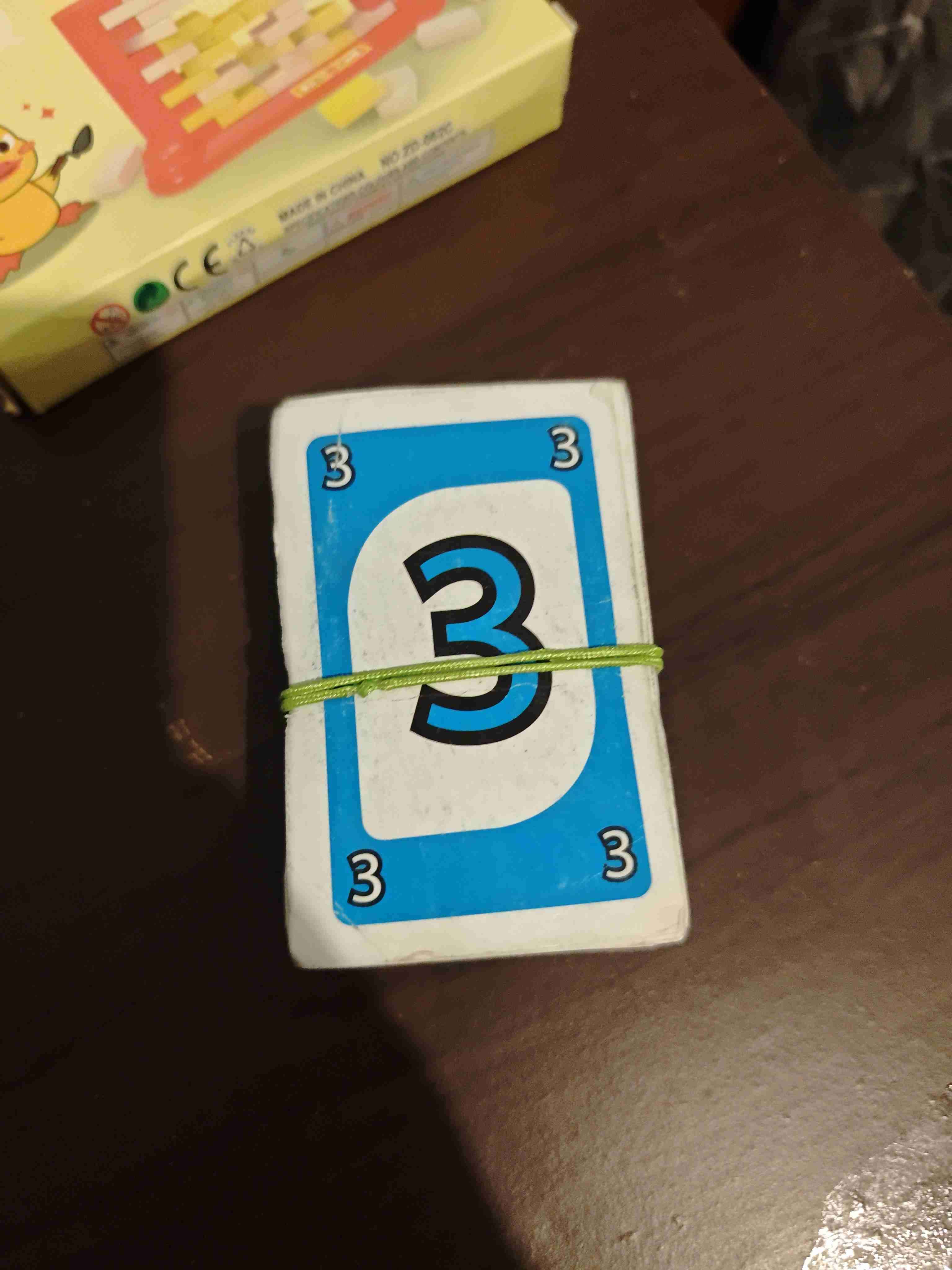 Cartas de juego Uno usadas