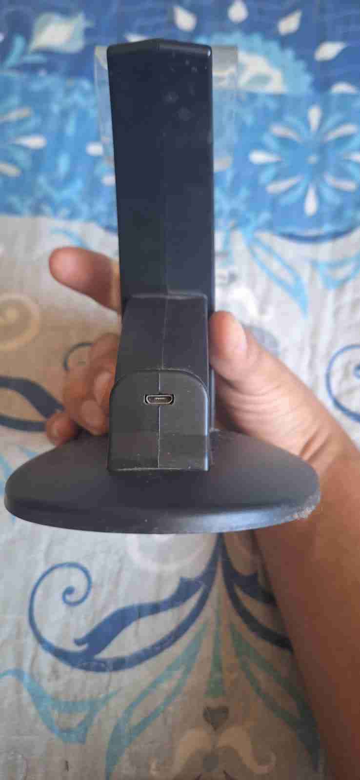 PS4 con juegos y control personalizado - miniatura 4