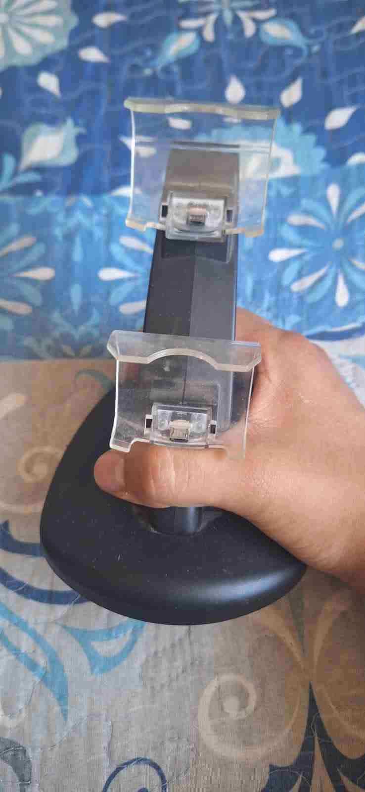 PS4 con juegos y control personalizado - miniatura 5