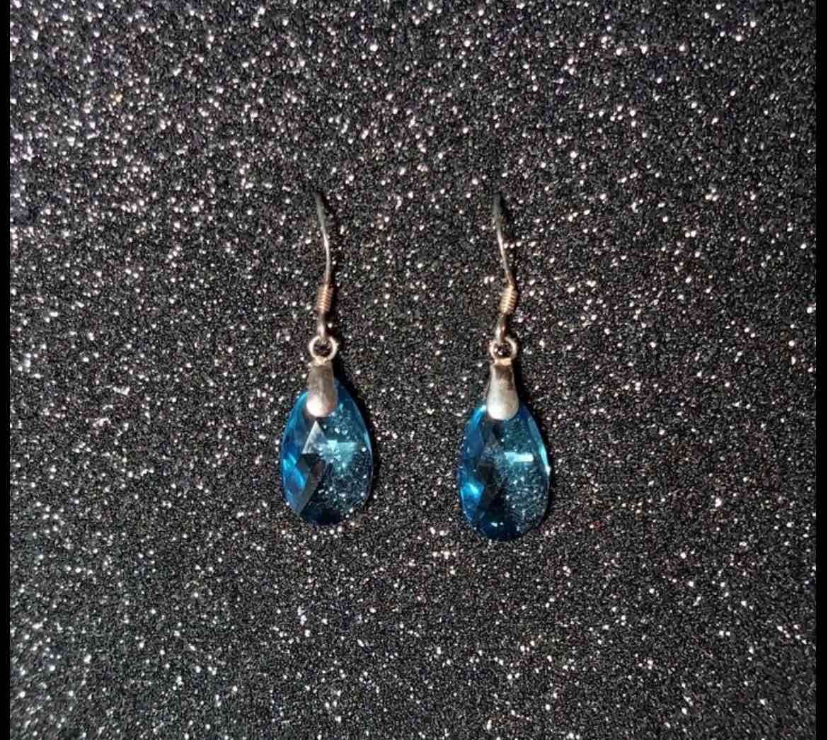 Aros colgantes azules