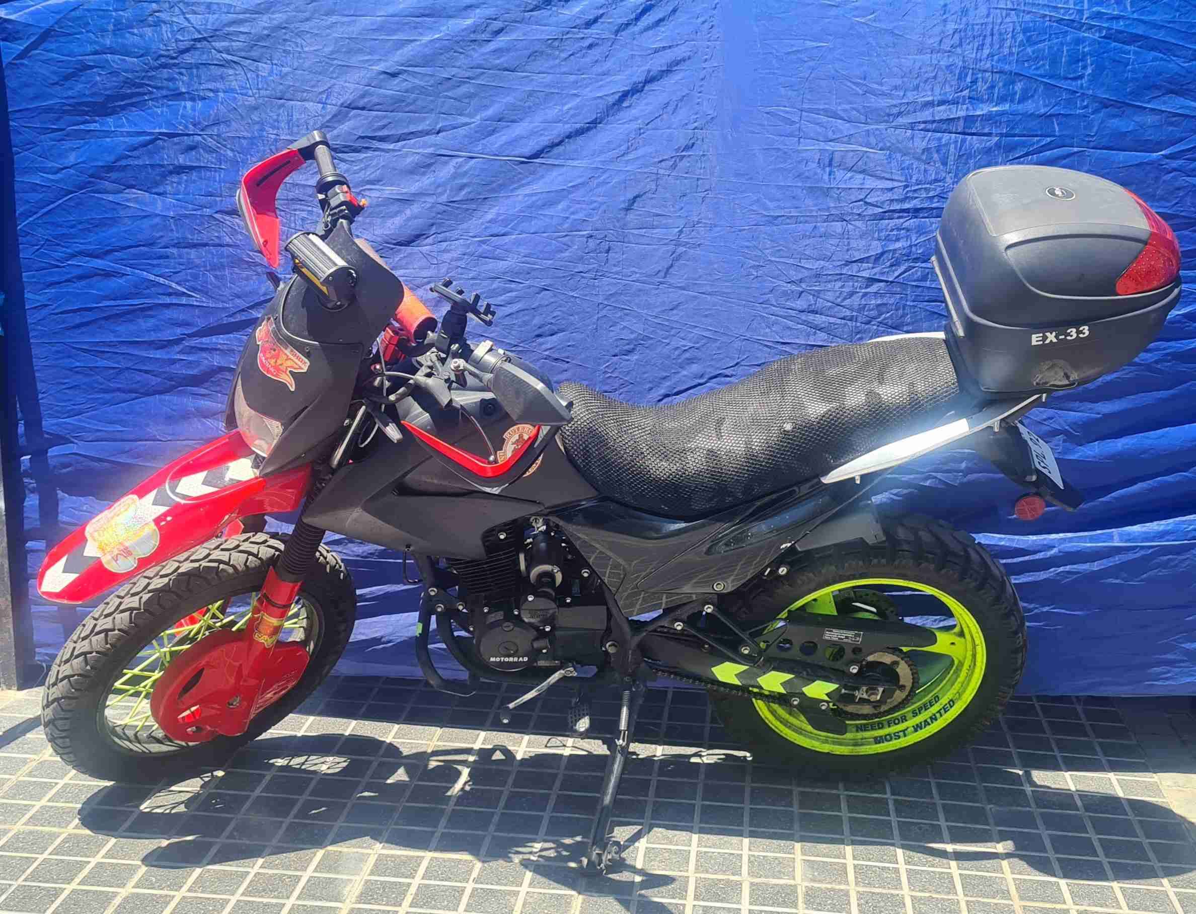 Moto enduro - miniatura 2