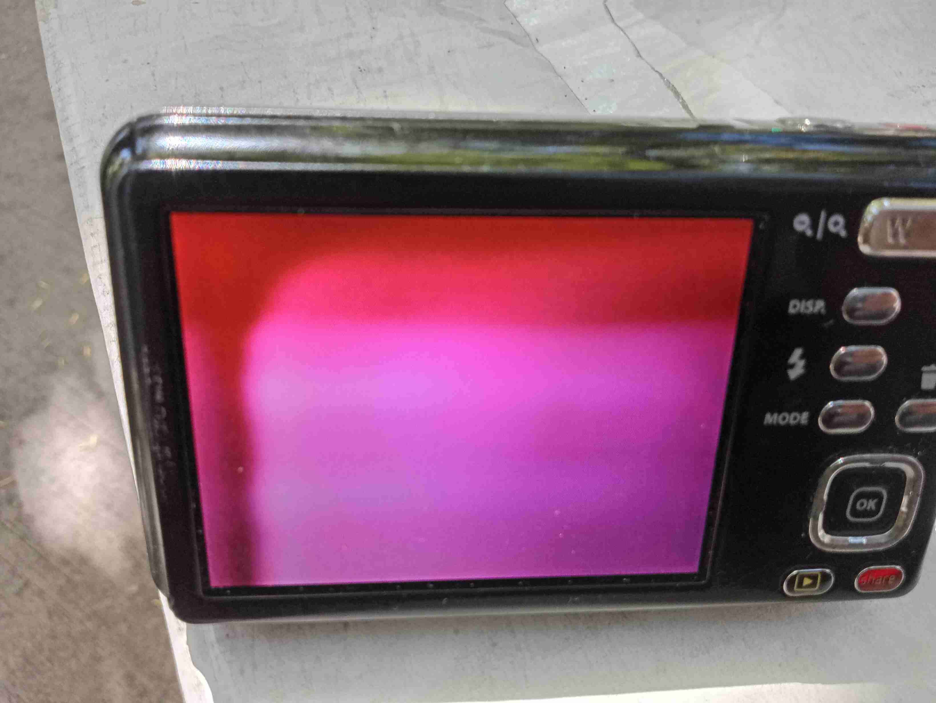 Cámara digital con pantalla táctil - miniatura 3