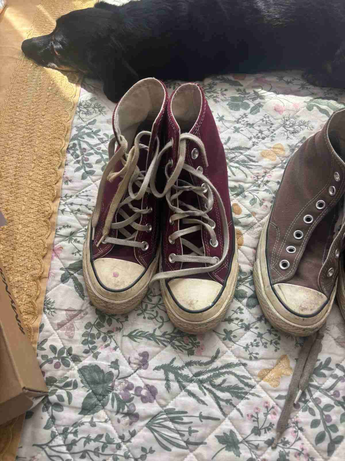 Zapatillas de lona burdeos