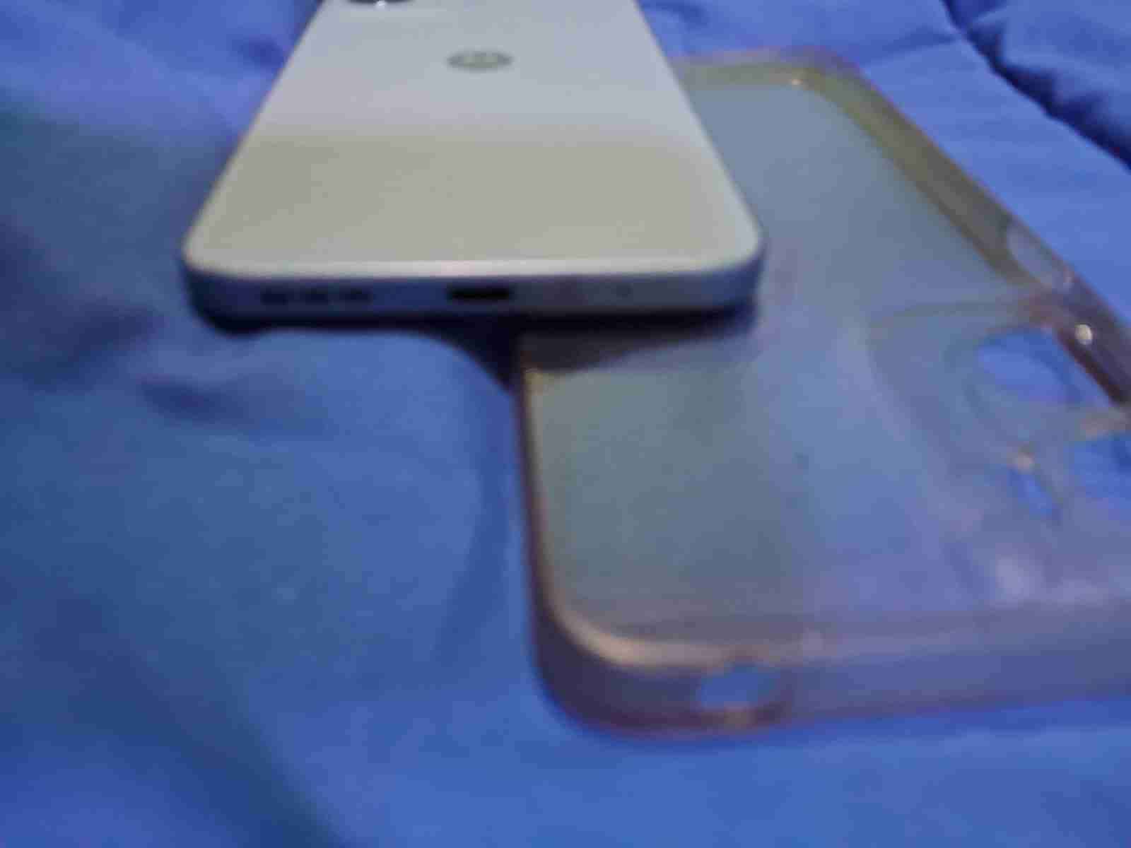 Celular Motorola E15 - miniatura 3