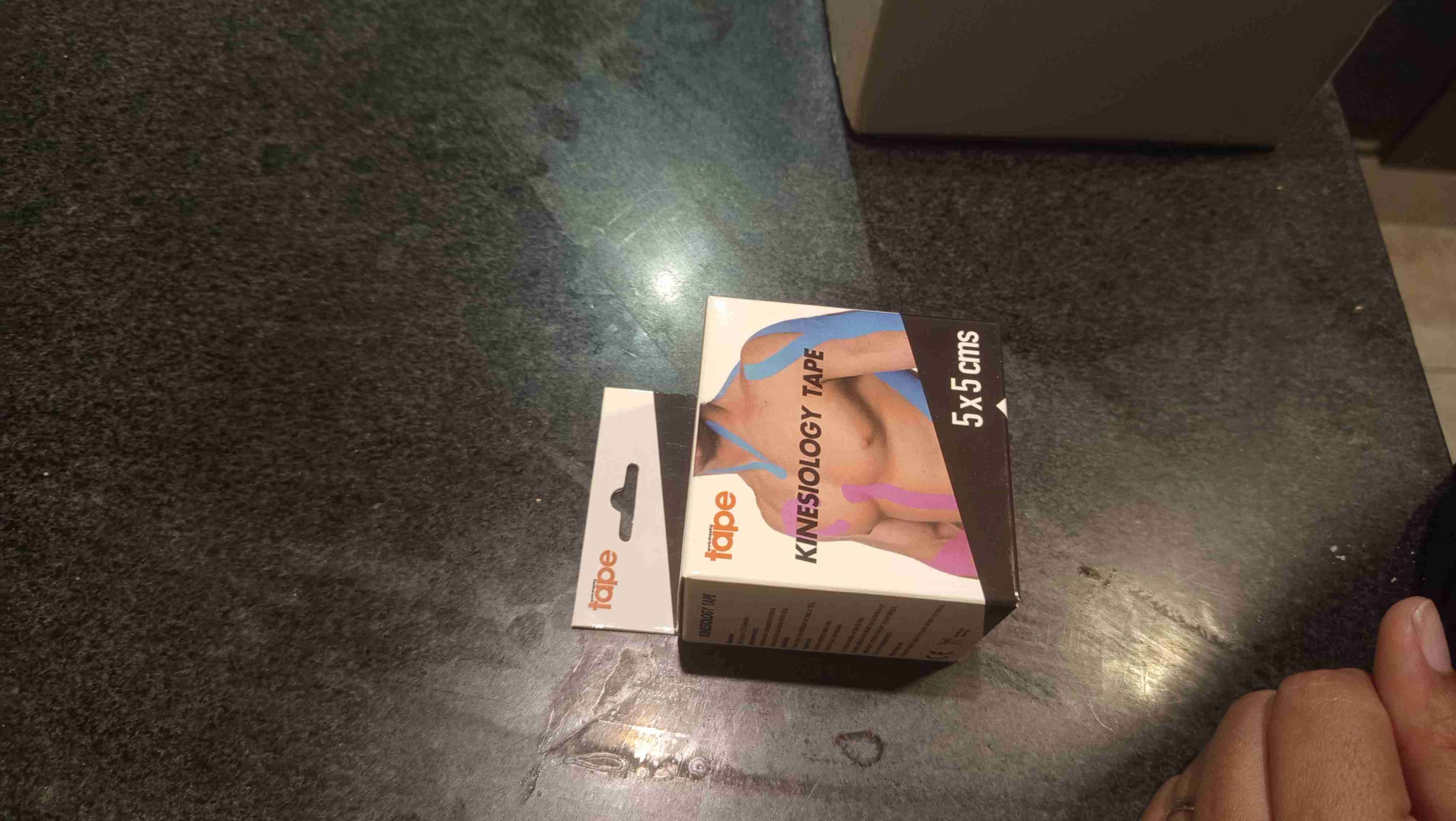 Cinta kinesiológica 5x5 cms - miniatura 3