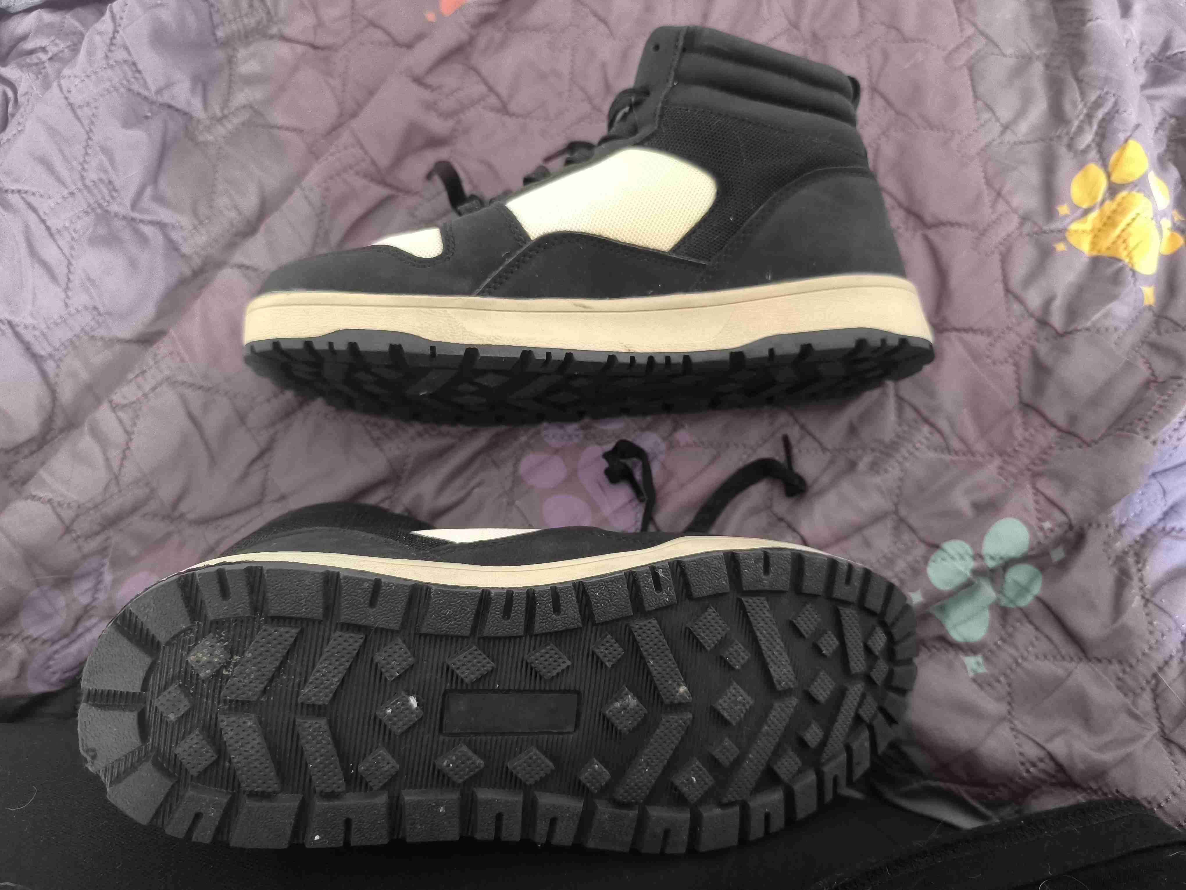 Zapatillas deportivas blanco y negro - miniatura 3